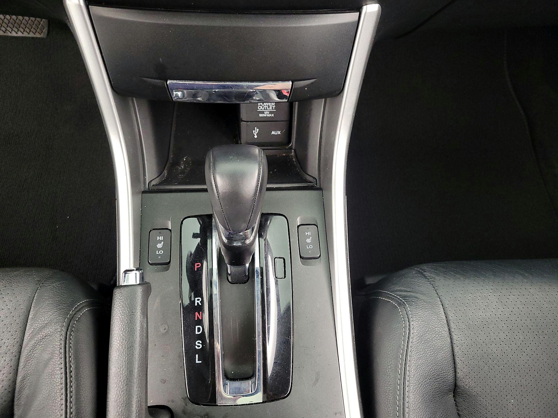Thumbnail: 2015 Honda Accord - 15