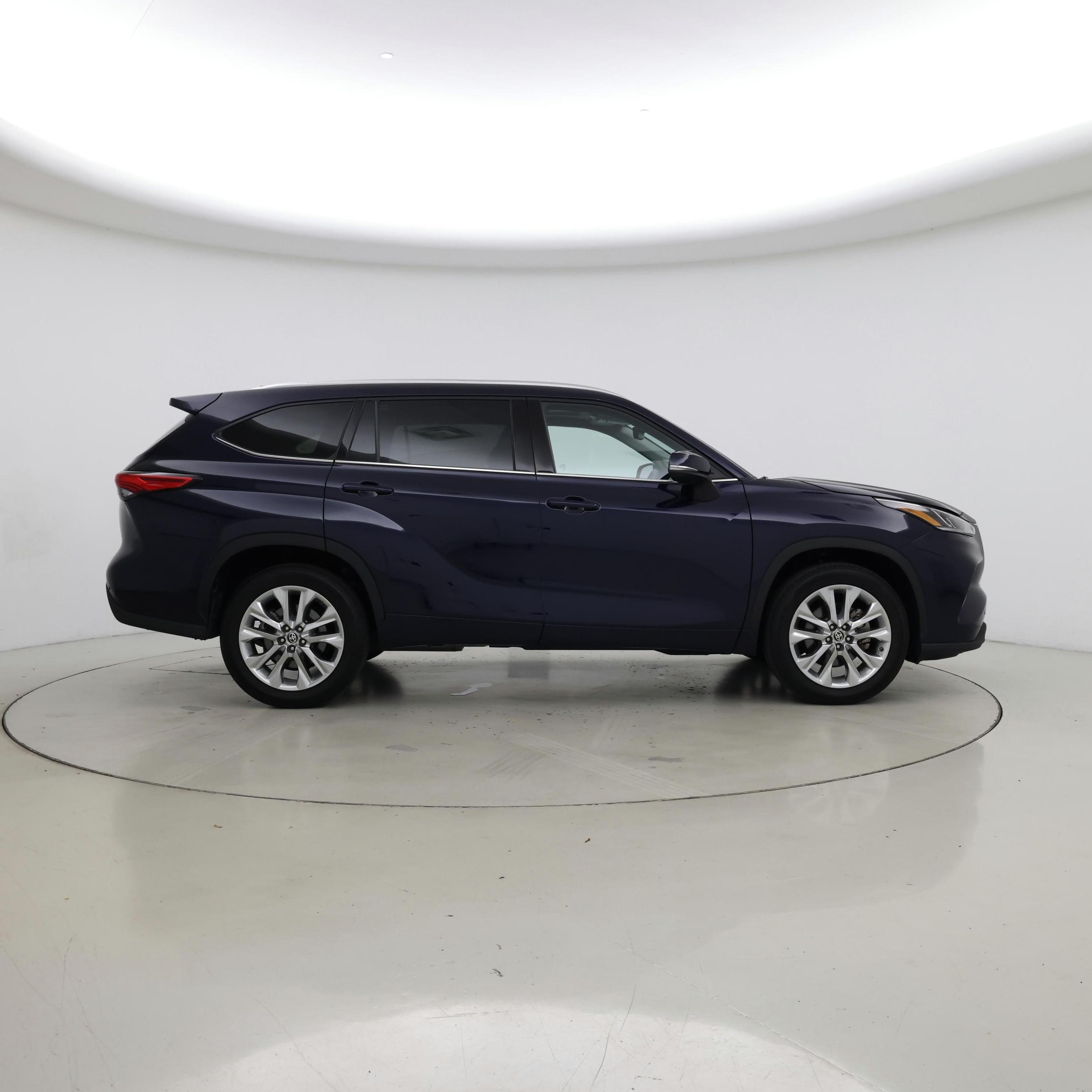 Thumbnail: 2021 Toyota Highlander - 7