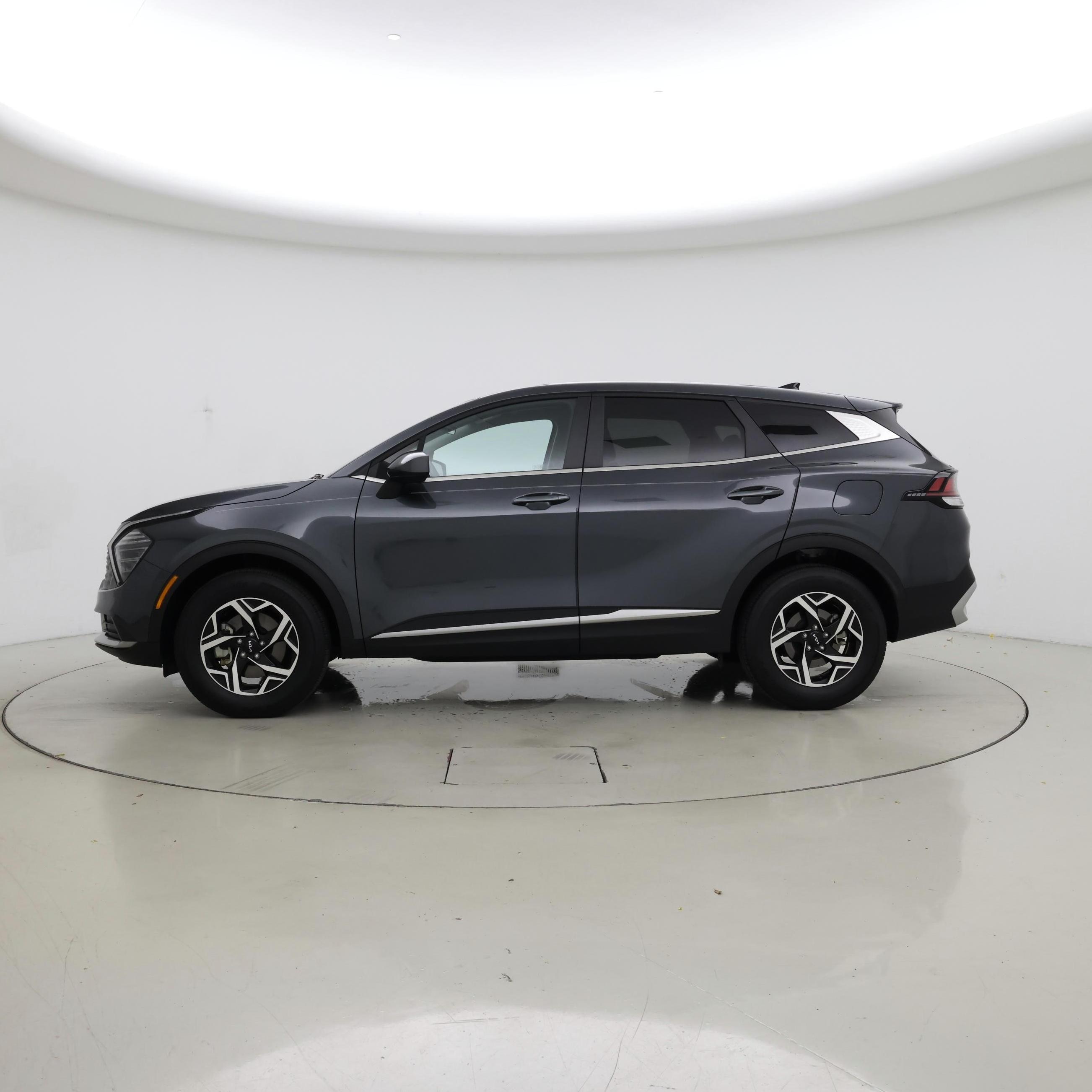 Thumbnail: 2024 Kia Sportage - 3