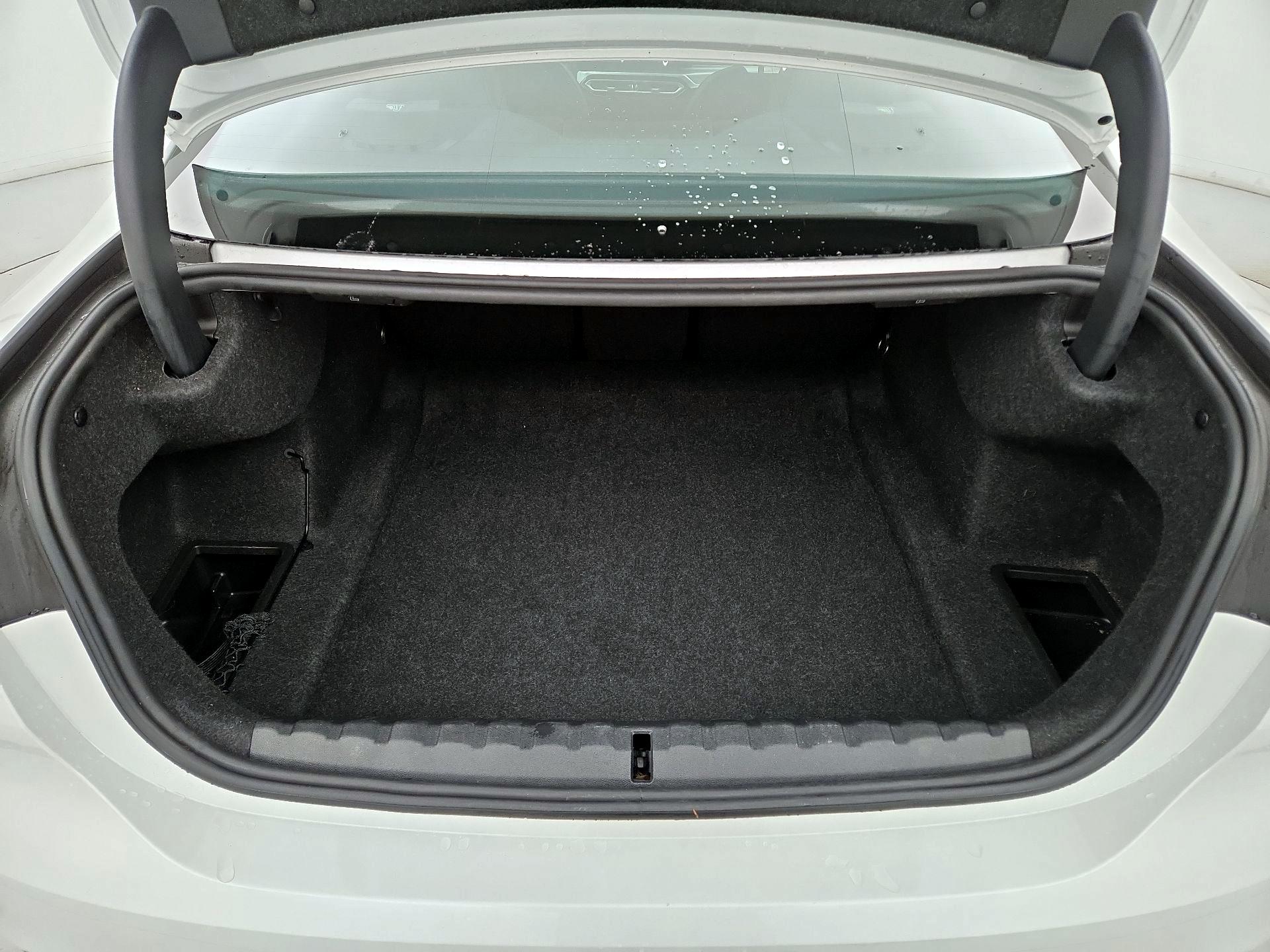 Thumbnail: 2024 BMW 4 Series - 18