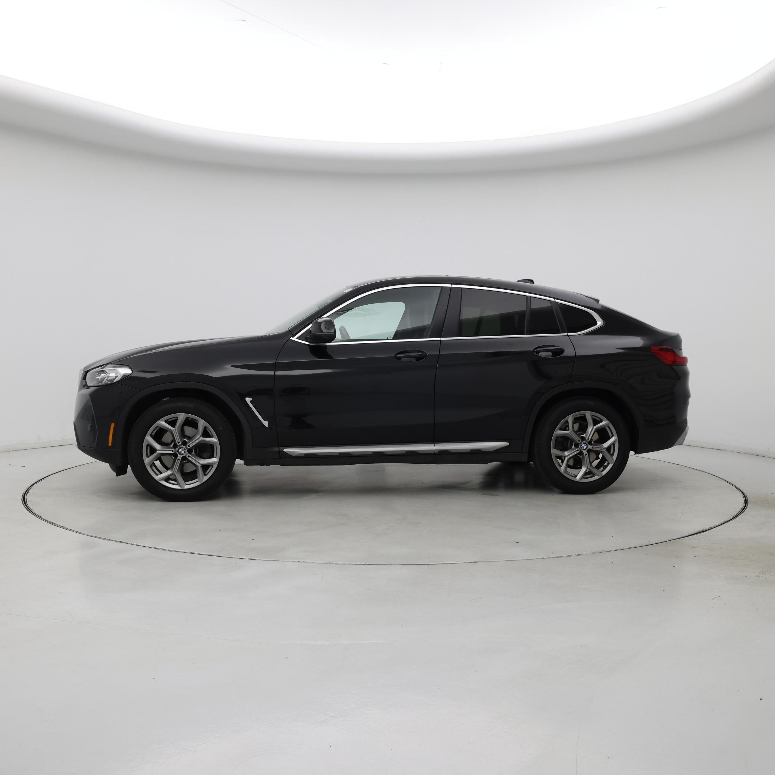 Thumbnail: 2024 BMW X4 - 3