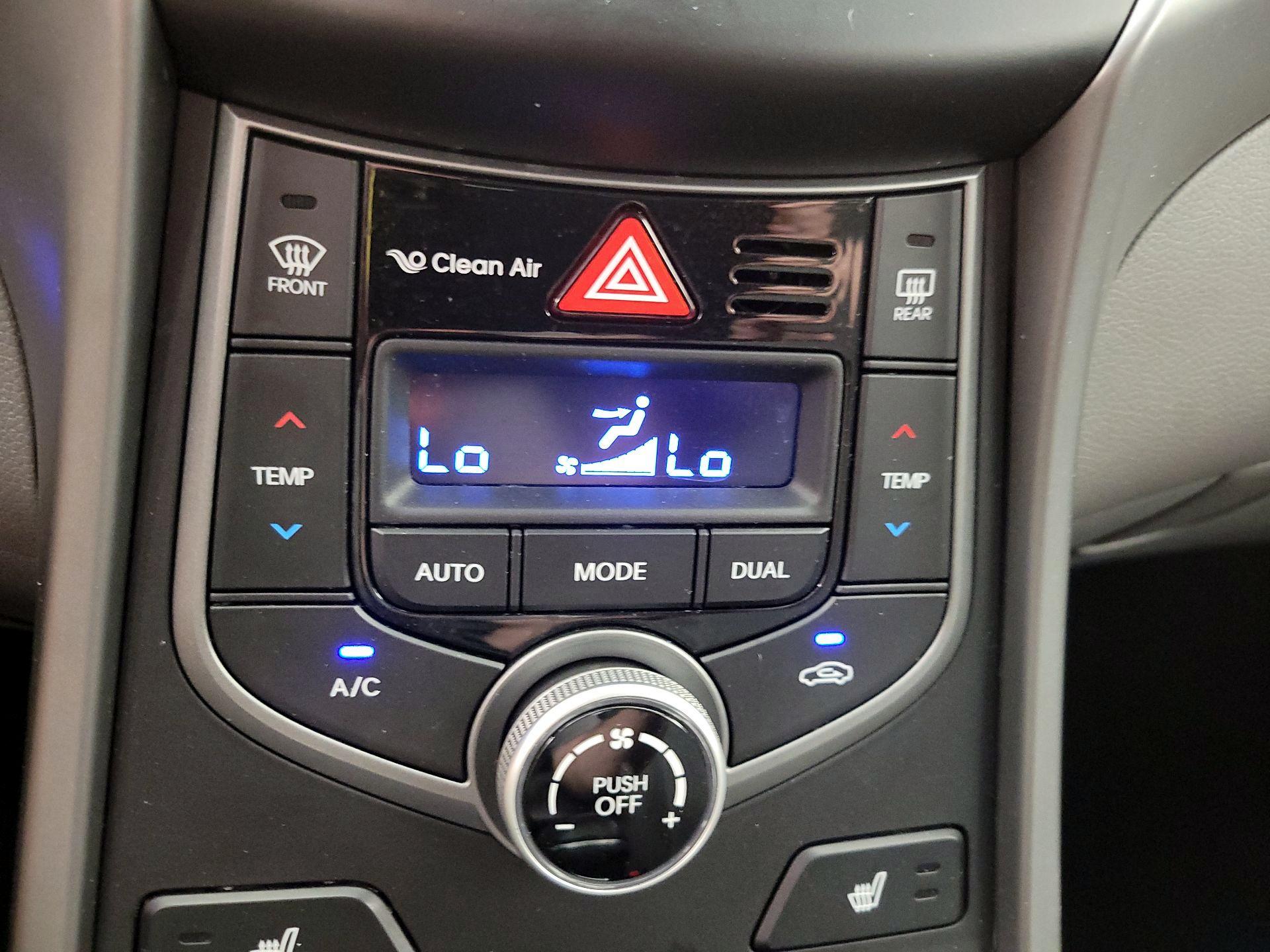 Thumbnail: 2016 Hyundai Elantra - 14