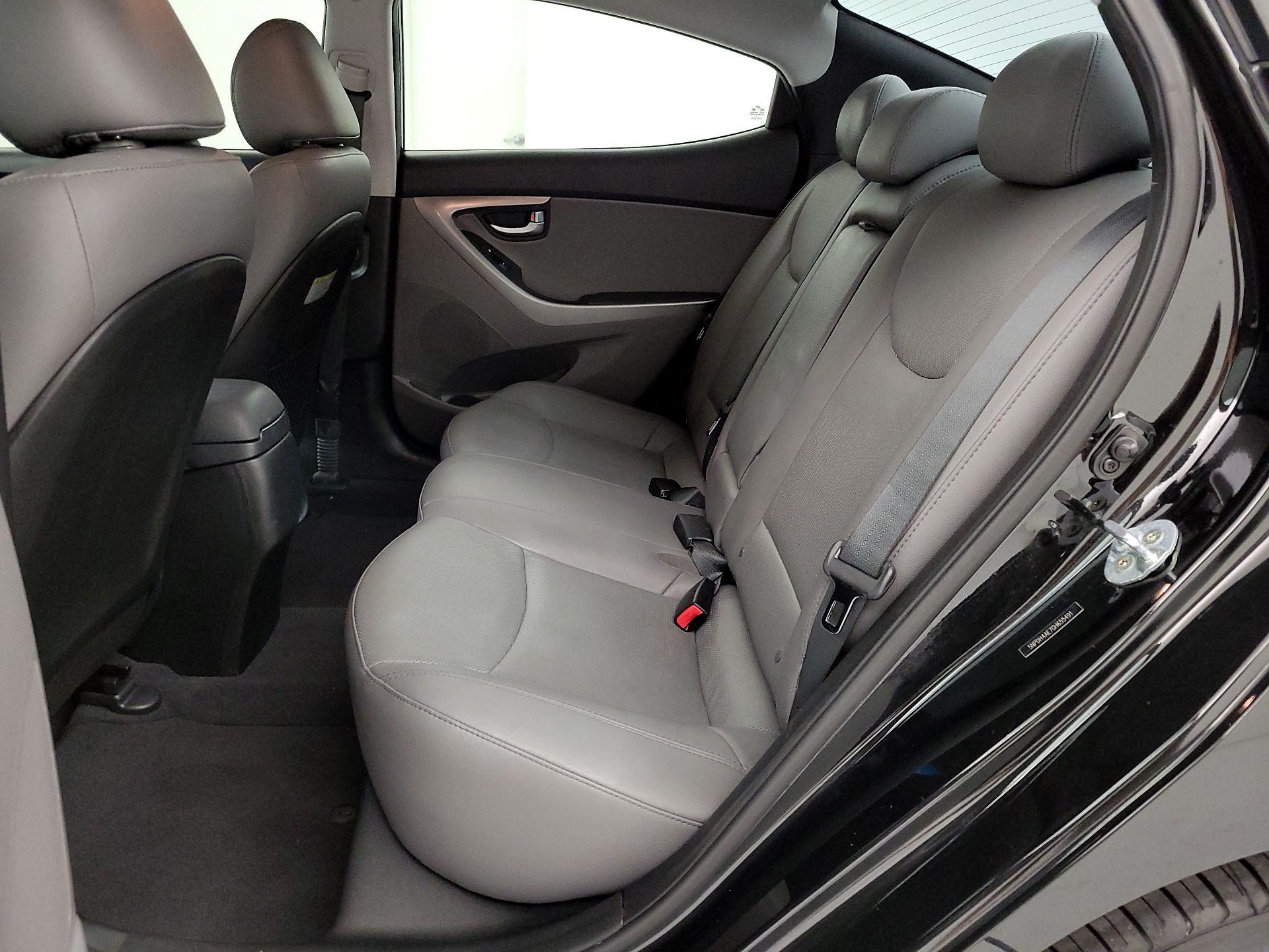 Thumbnail: 2016 Hyundai Elantra - 17