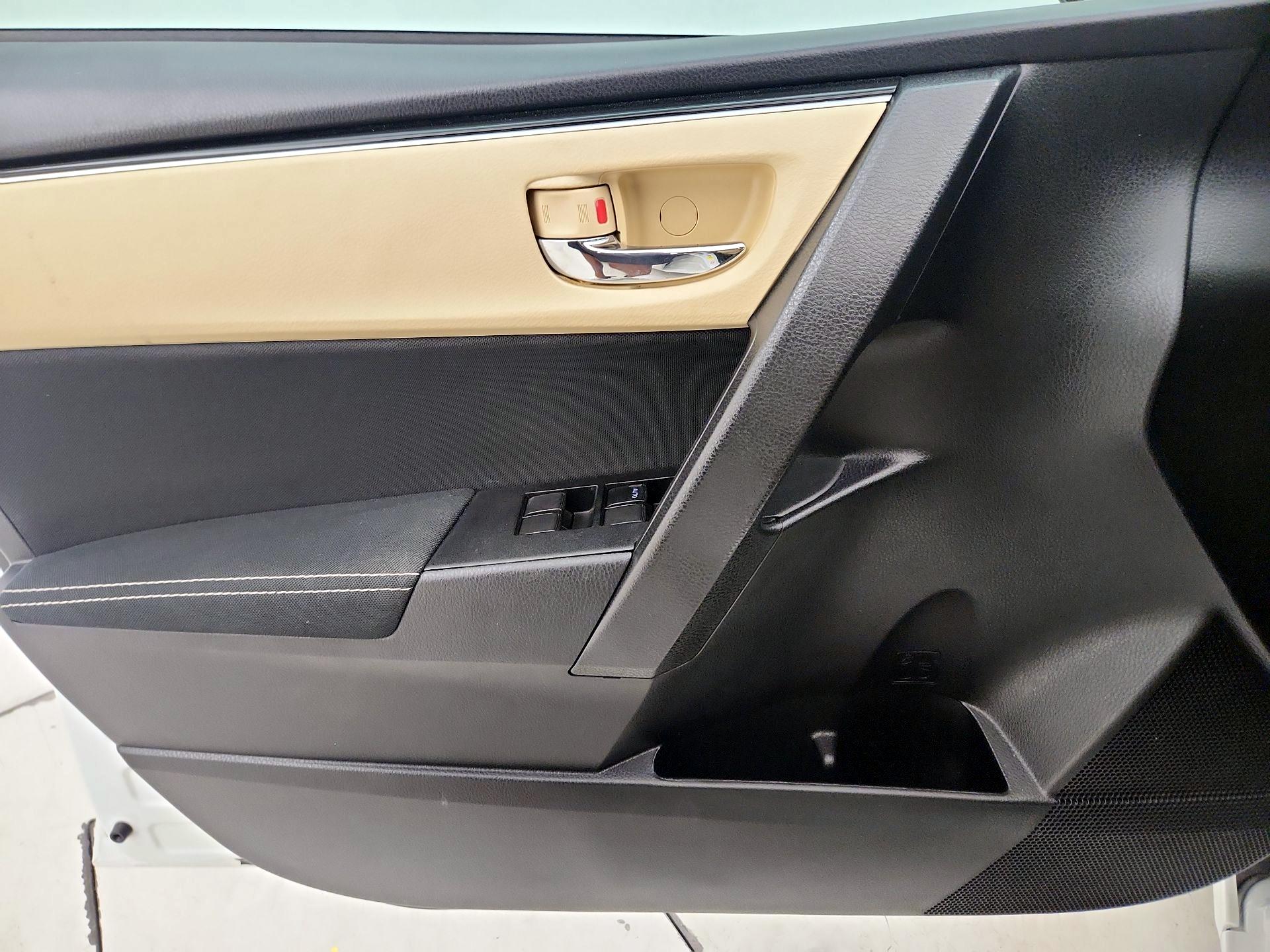 Thumbnail: 2019 Toyota Corolla - 12