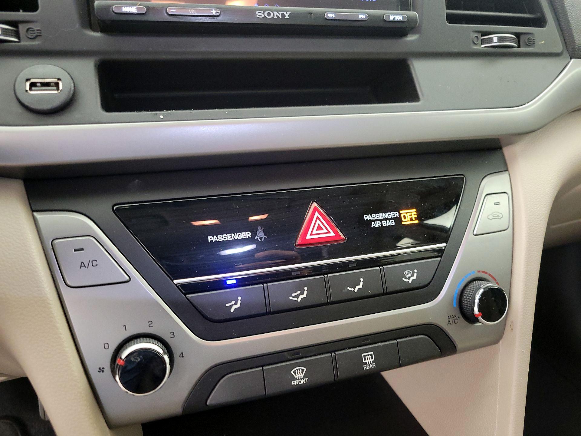 Thumbnail: 2017 Hyundai Elantra - 14