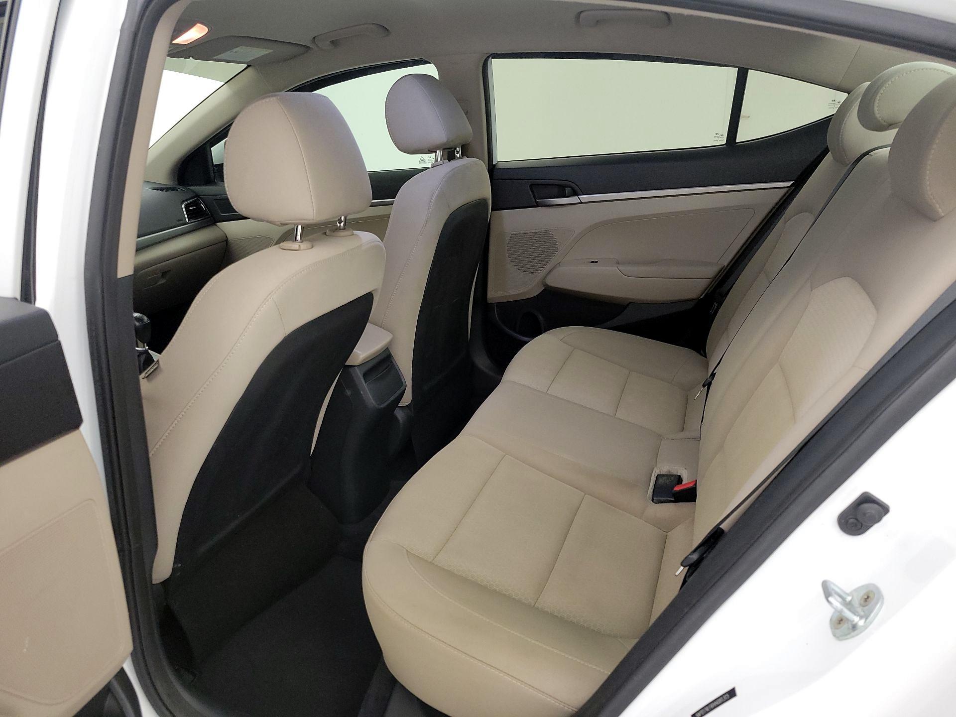Thumbnail: 2017 Hyundai Elantra - 17