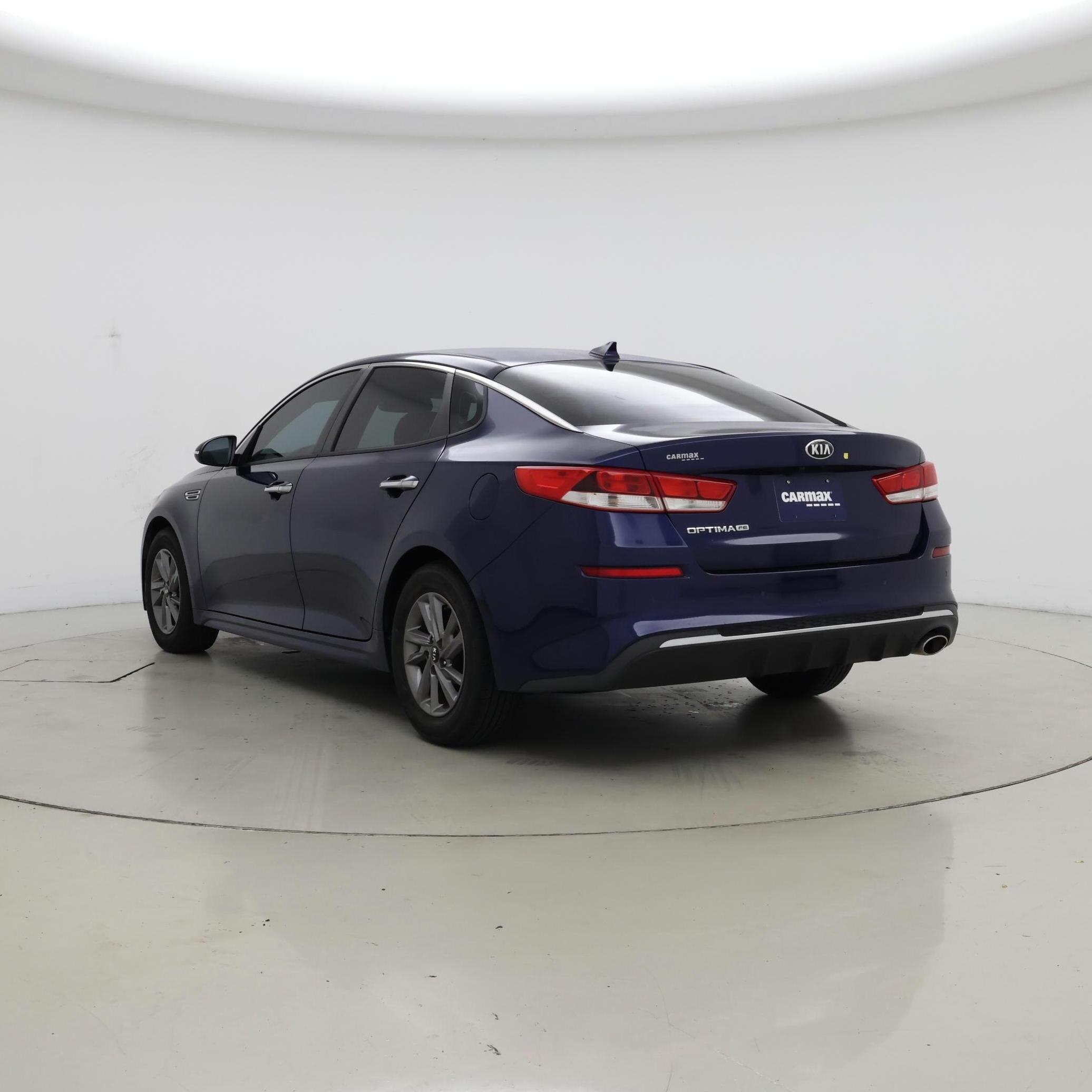 Thumbnail: 2020 Kia Optima - 2