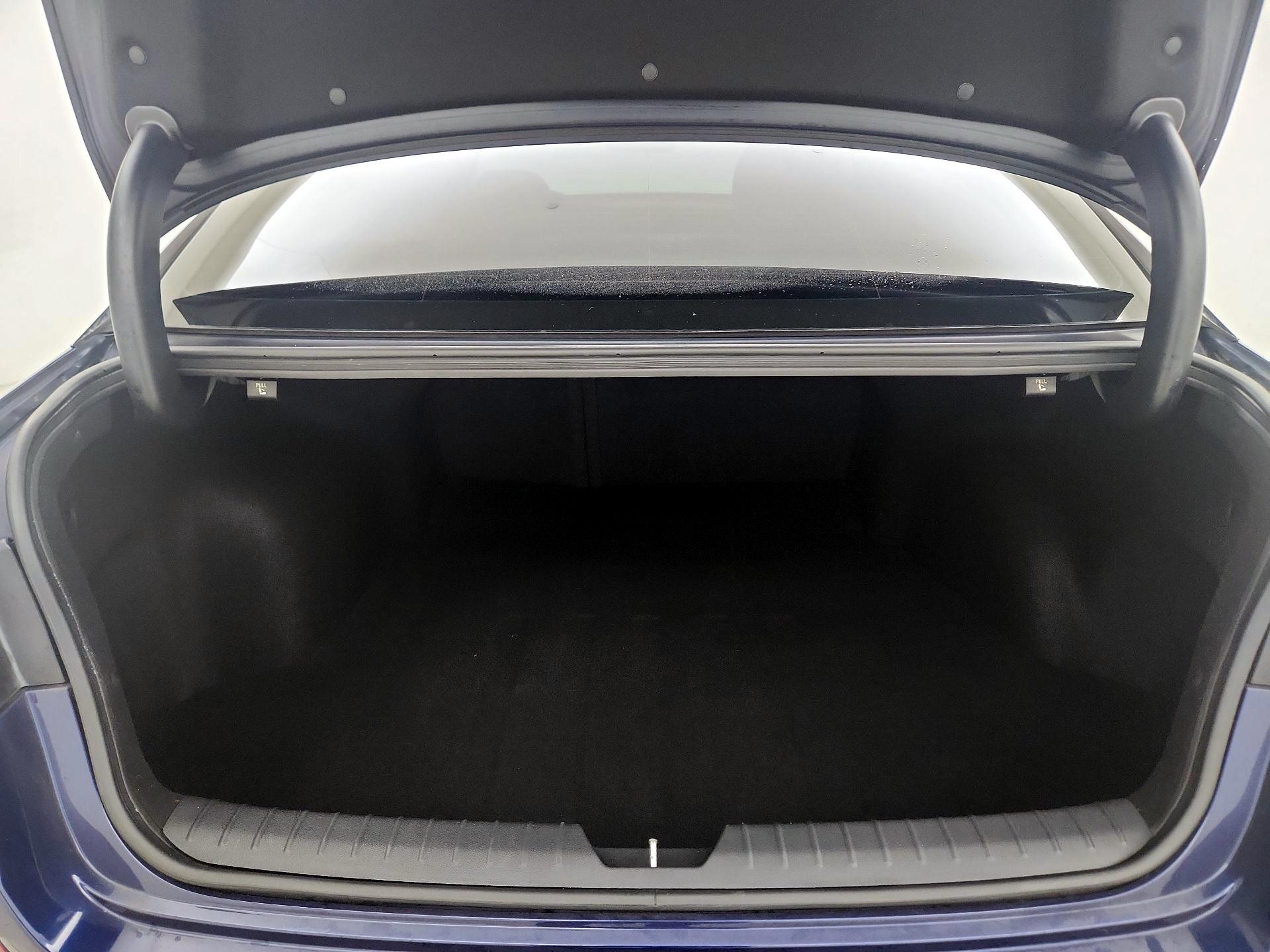 Thumbnail: 2020 Kia Optima - 20