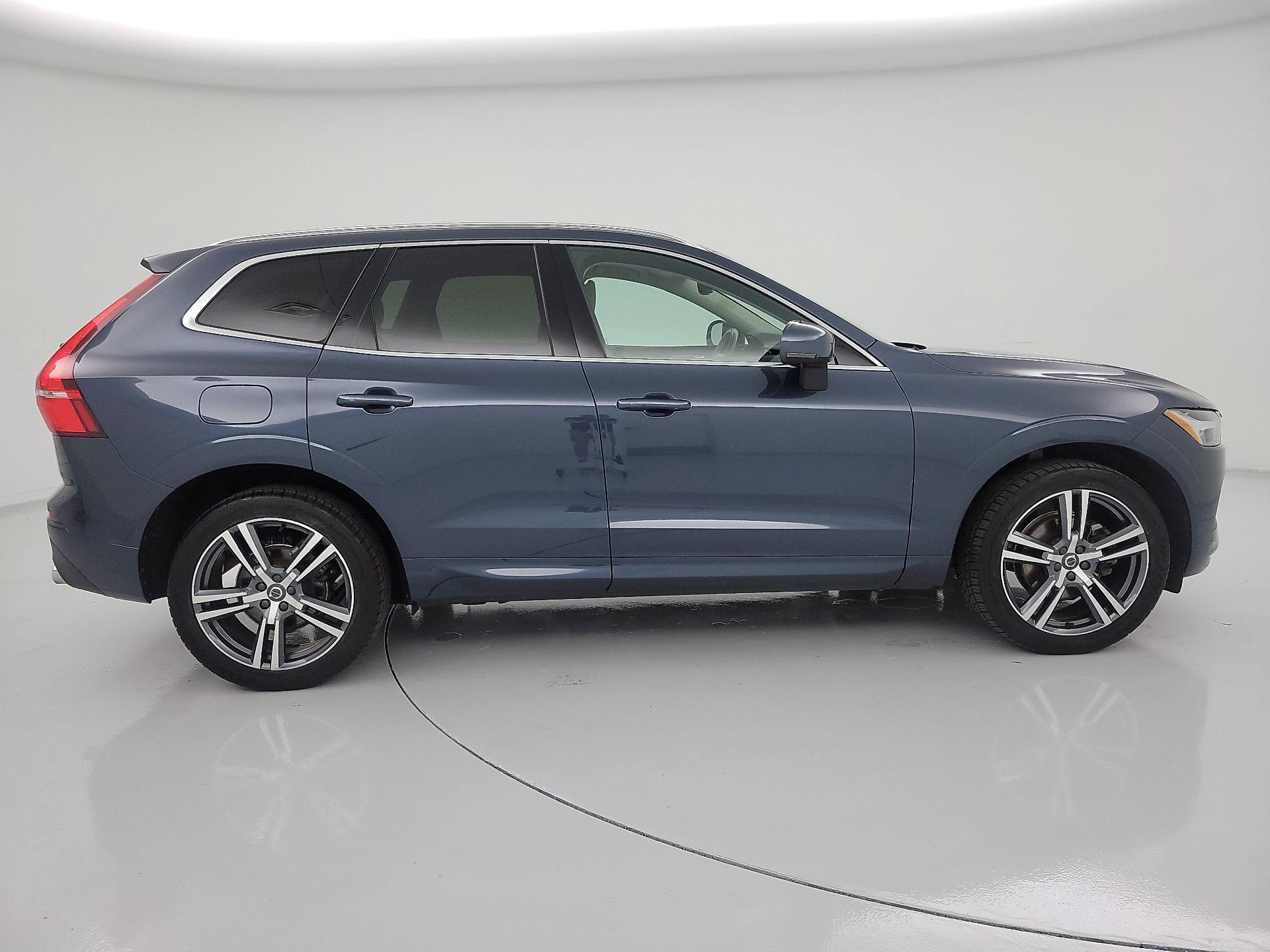 Thumbnail: 2021 Volvo XC60 - 4