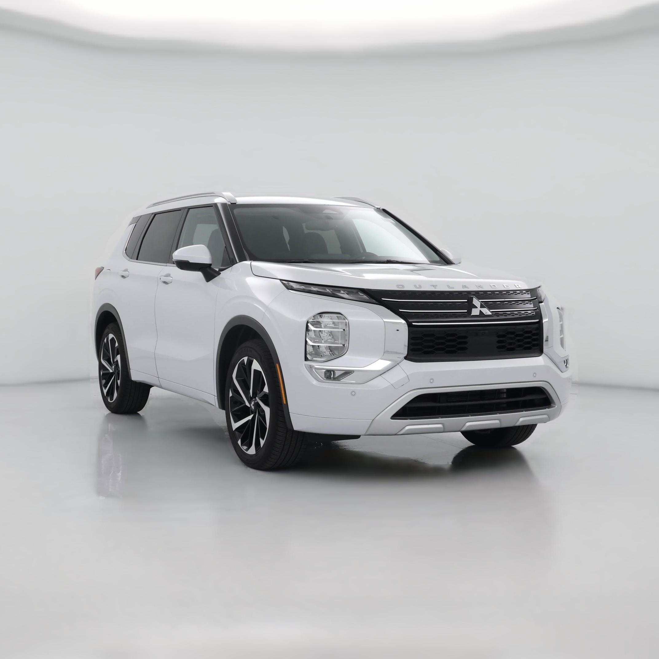 Thumbnail: 2024 Mitsubishi Outlander - 1