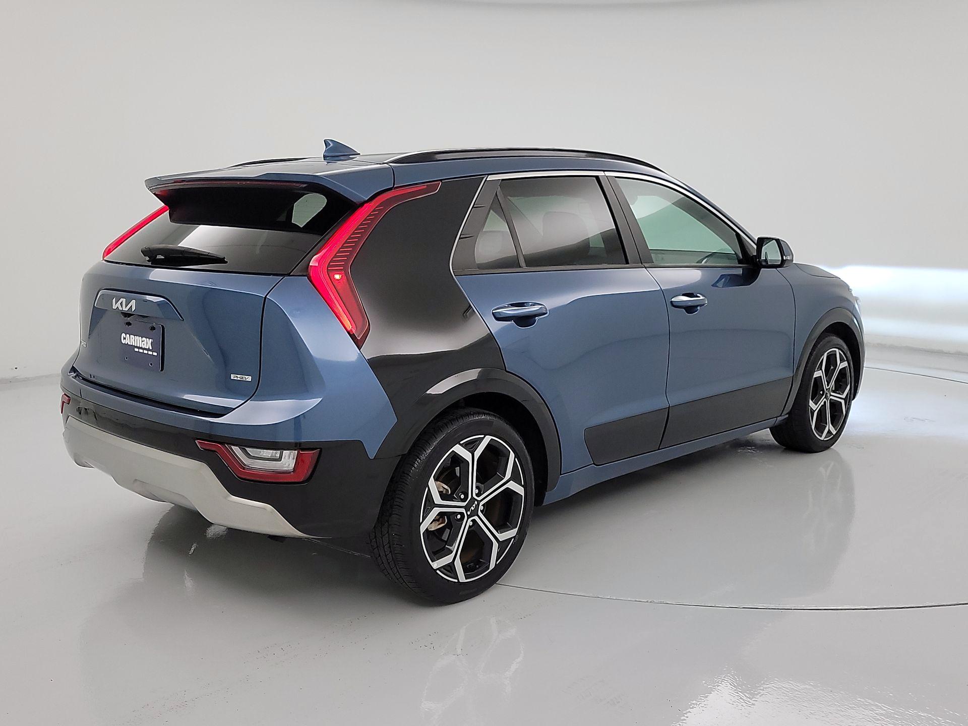 Thumbnail: 2023 Kia Niro - 5