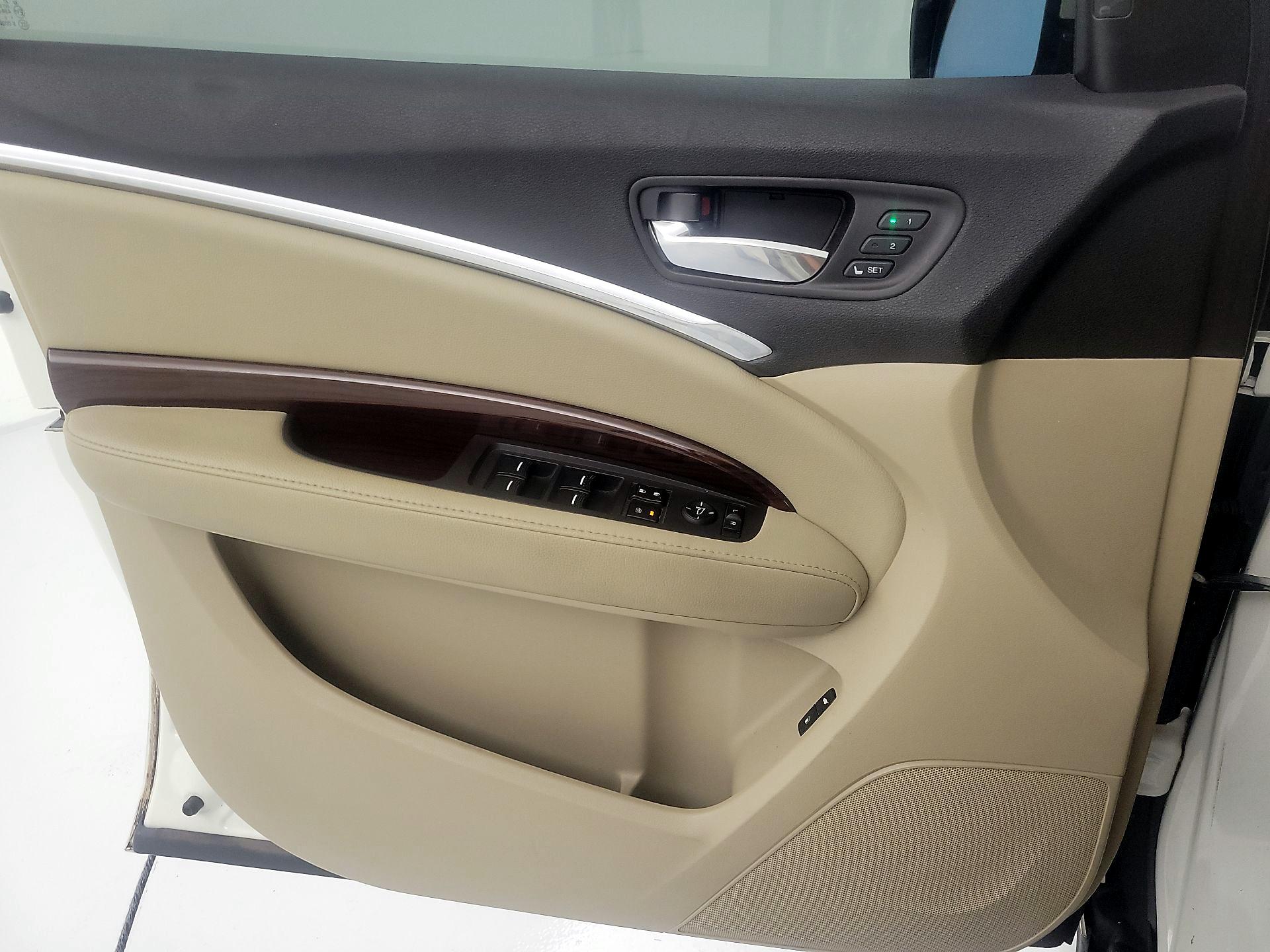 Thumbnail: 2015 Acura MDX - 10