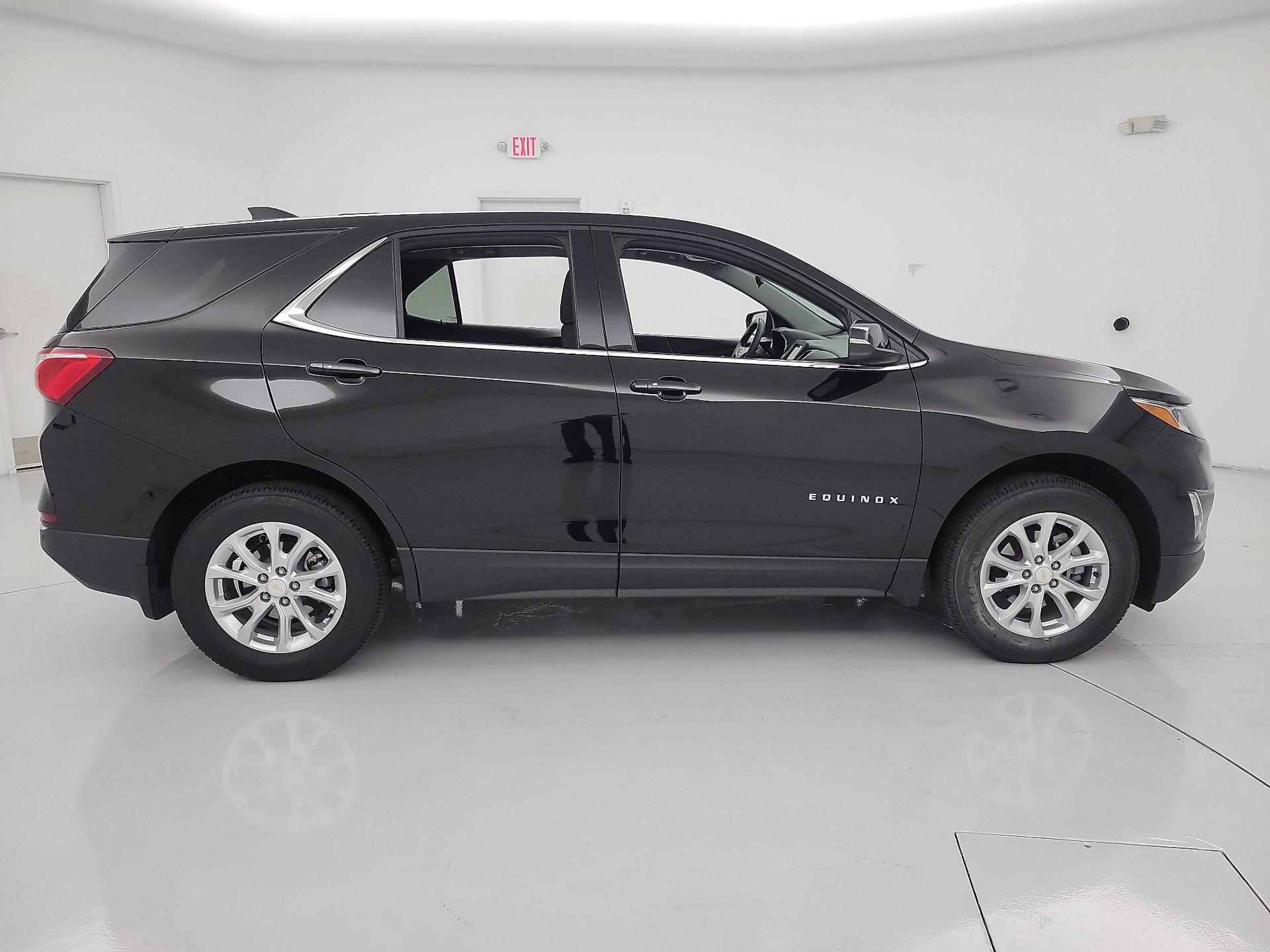 Thumbnail: 2019 Chevrolet Equinox - 4