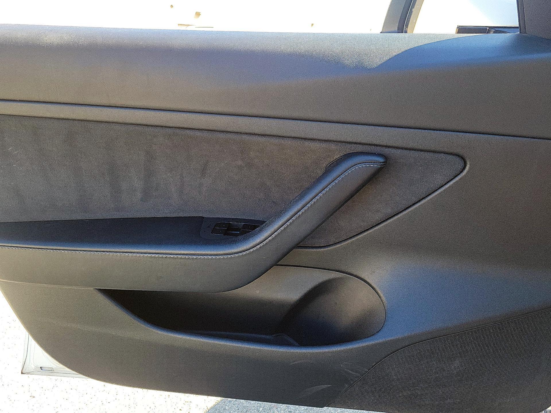 Thumbnail: 2021 Tesla Model 3 - 10