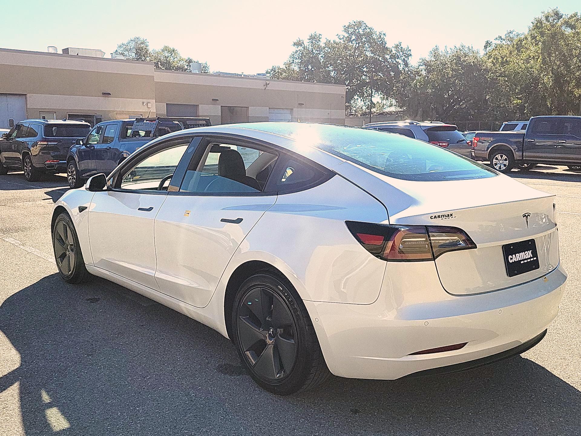 Thumbnail: 2021 Tesla Model 3 - 7