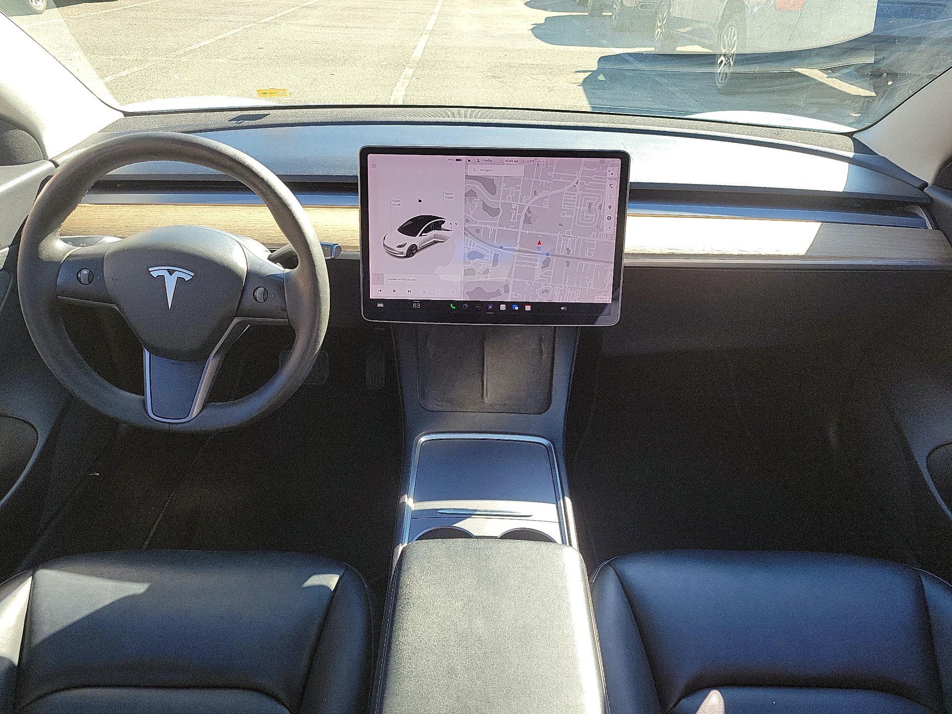 Thumbnail: 2021 Tesla Model 3 - 8