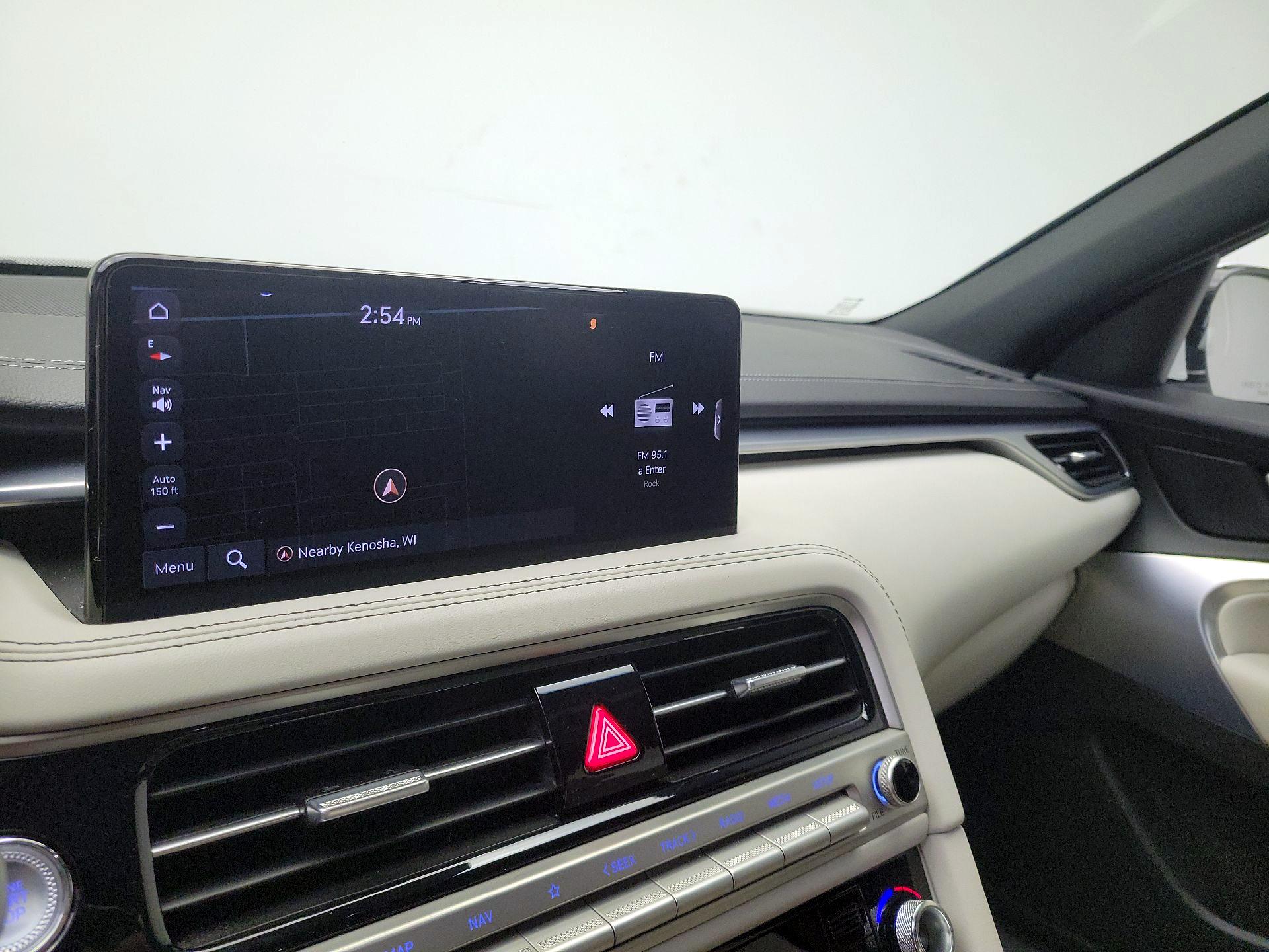 Thumbnail: 2024 Genesis G70 - 14