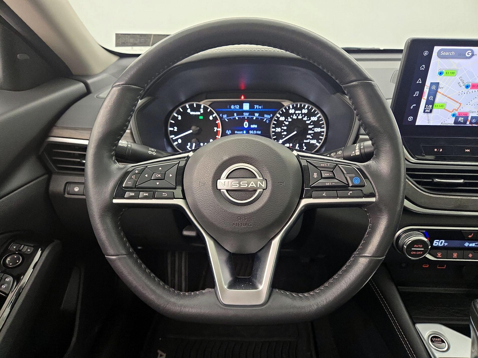 Thumbnail: 2023 Nissan Altima - 15