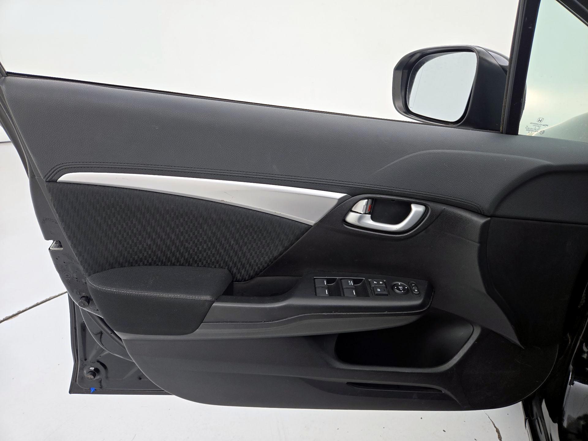Thumbnail: 2015 Honda Civic - 12