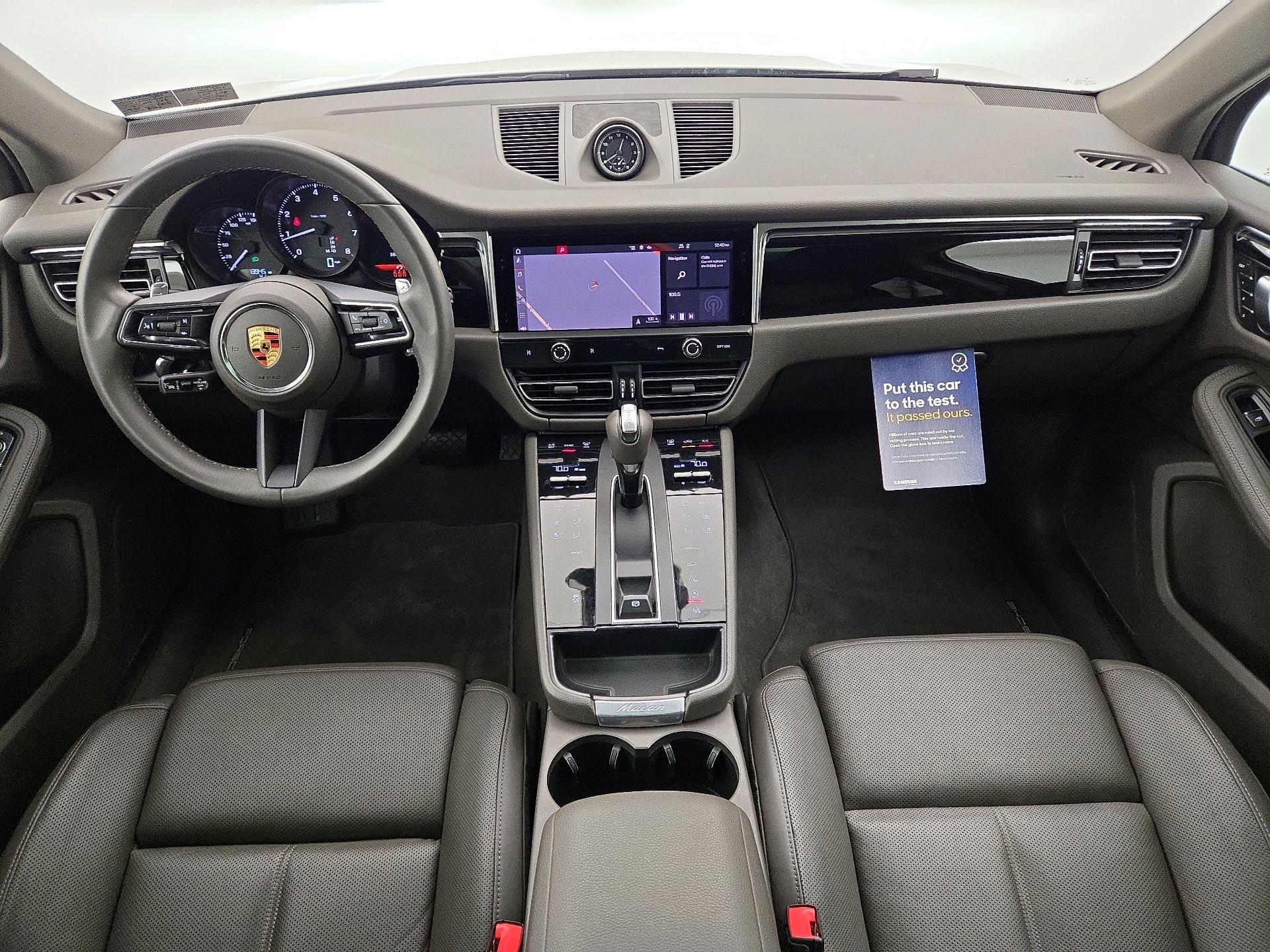 Thumbnail: 2023 Porsche Macan - 9