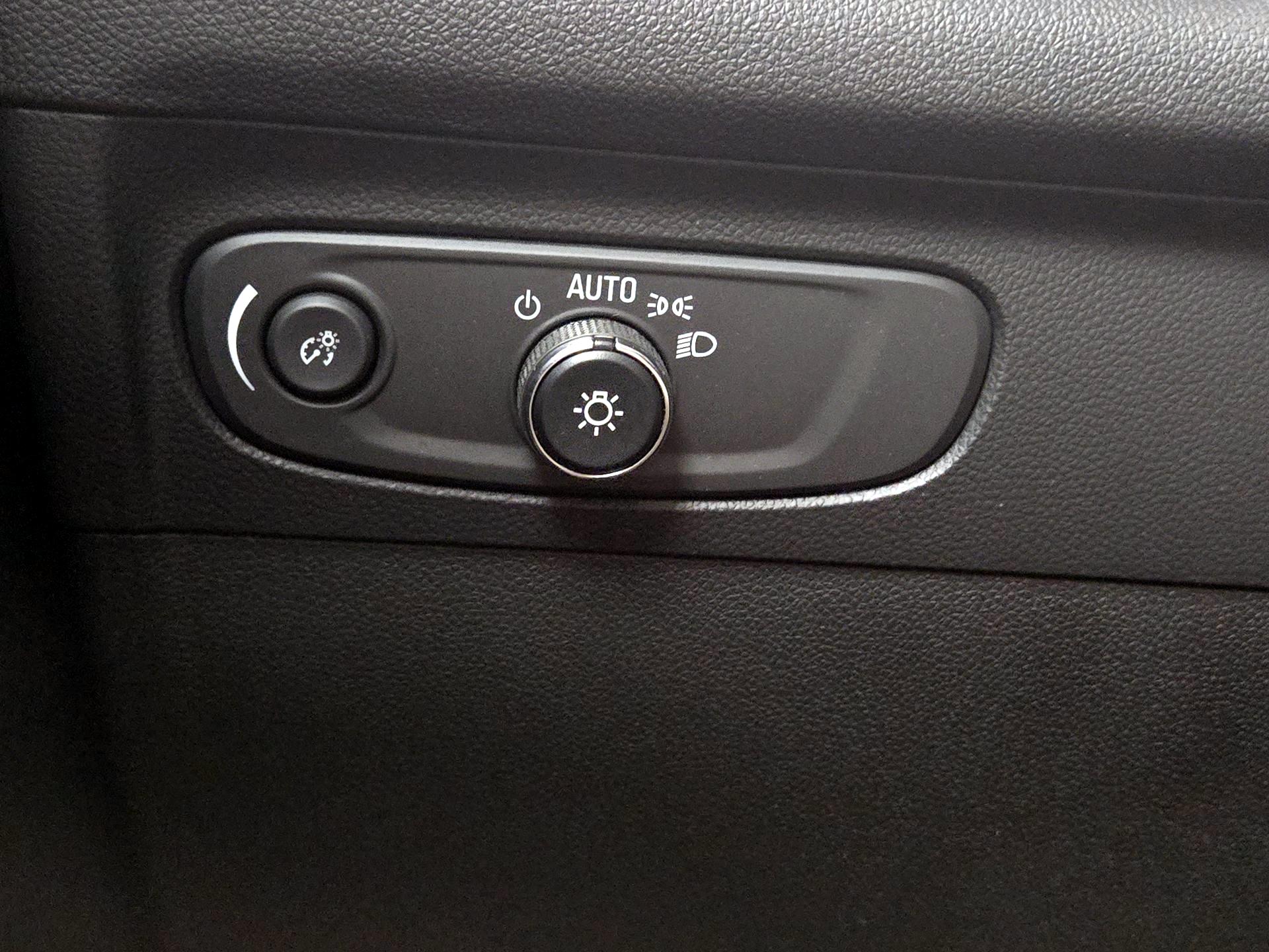 Thumbnail: 2021 Buick Envision - 13