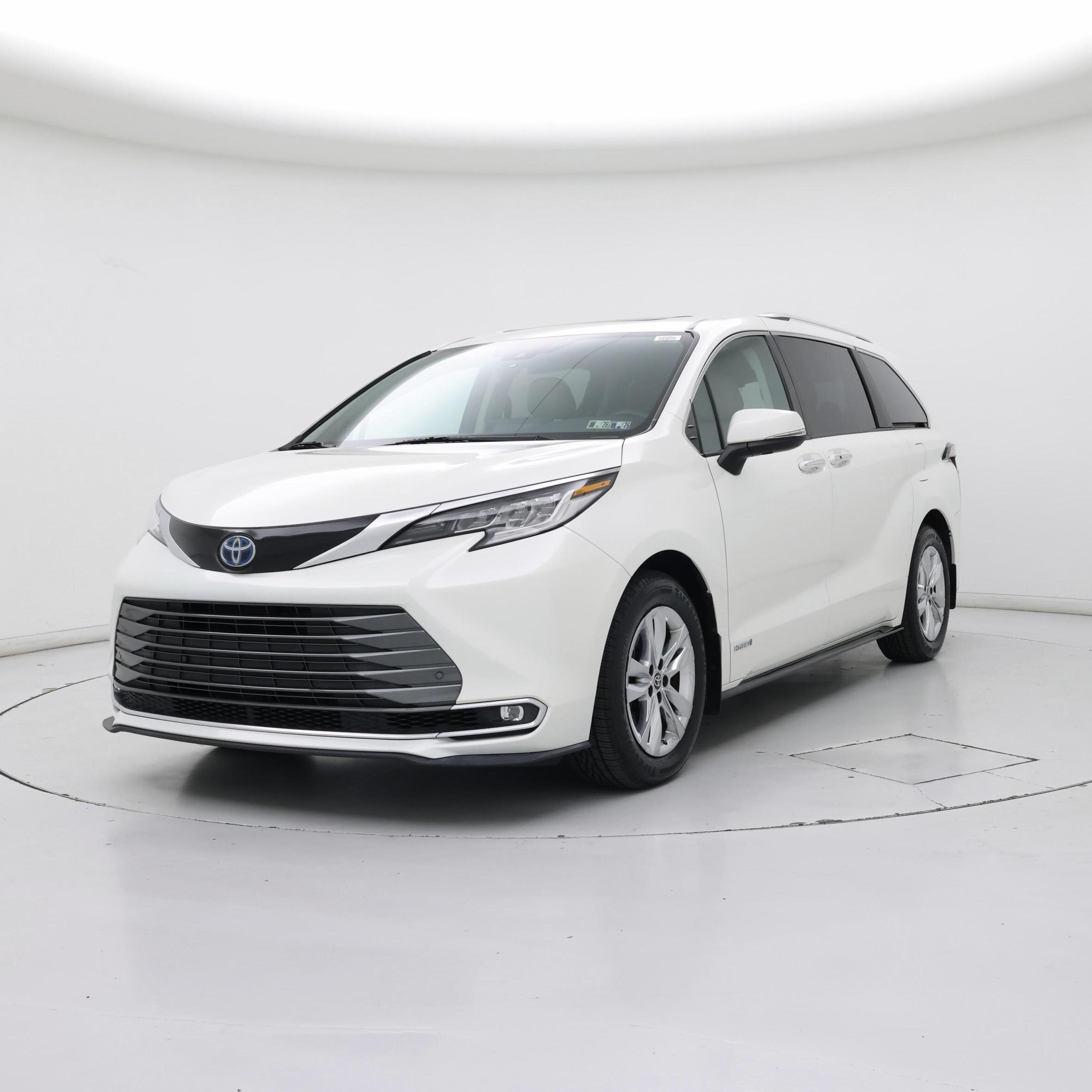 Thumbnail: 2021 Toyota Sienna - 4