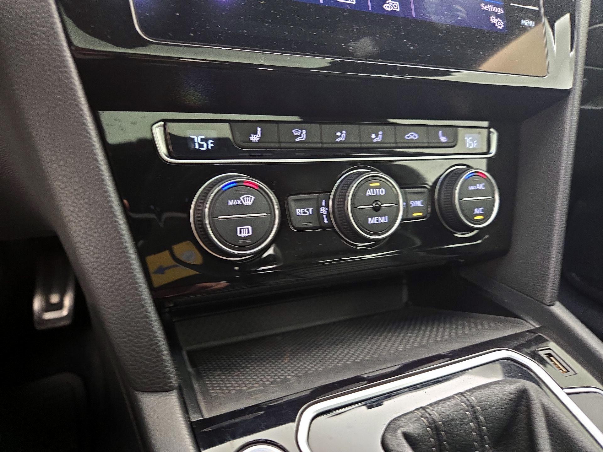 Thumbnail: 2020 Volkswagen Arteon - 16