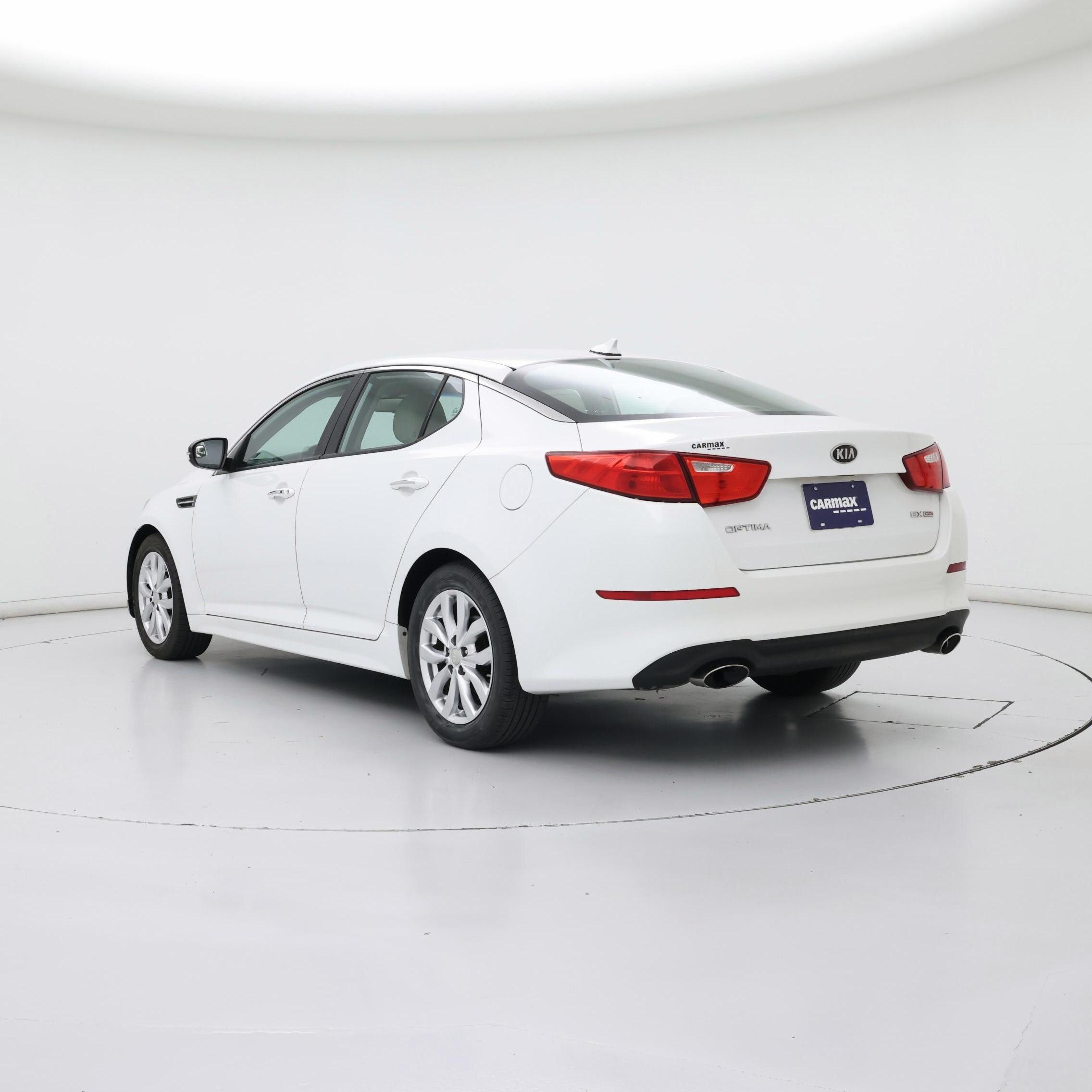 Thumbnail: 2015 Kia Optima - 2