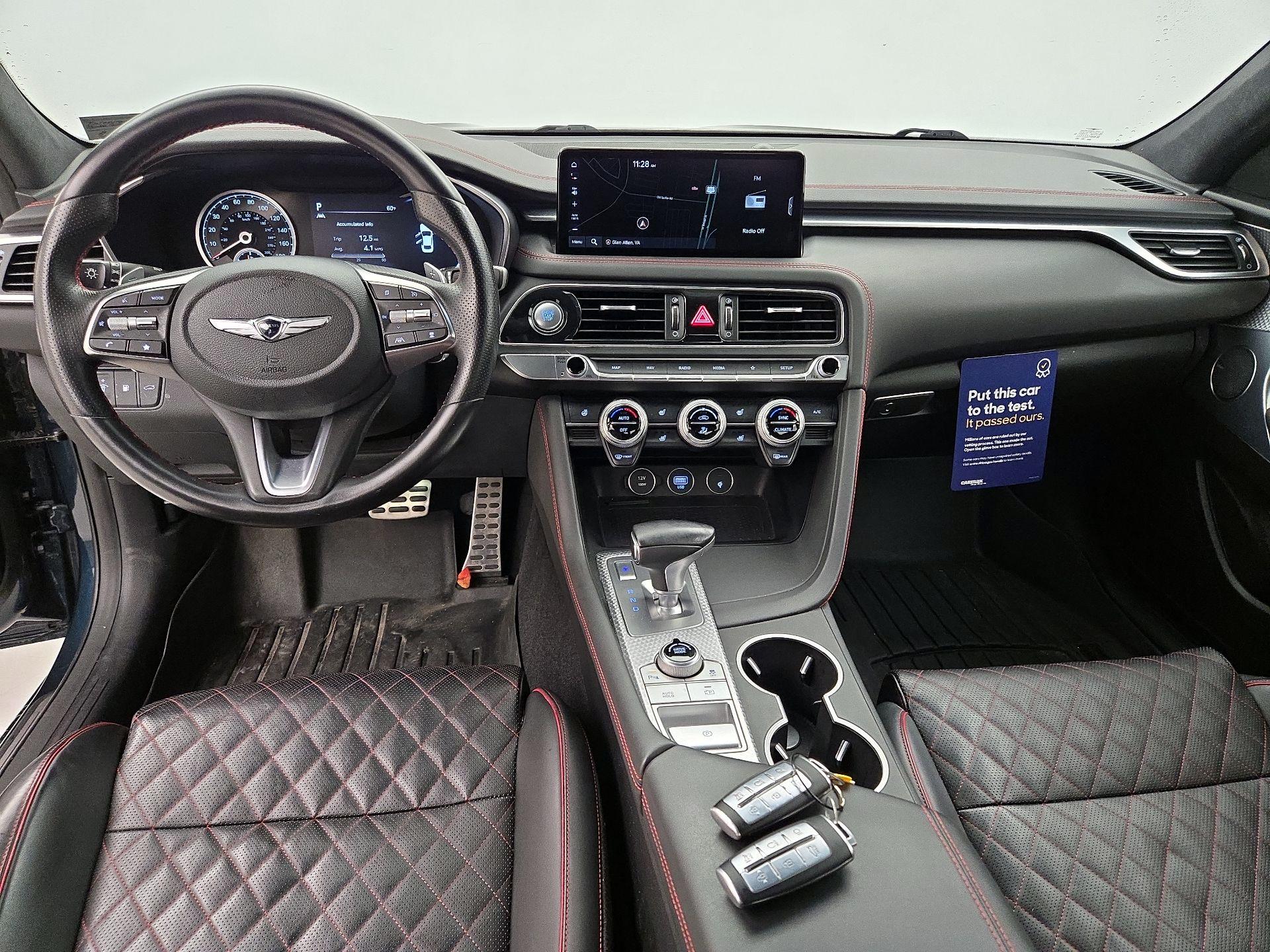 Thumbnail: 2022 Genesis G70 - 9