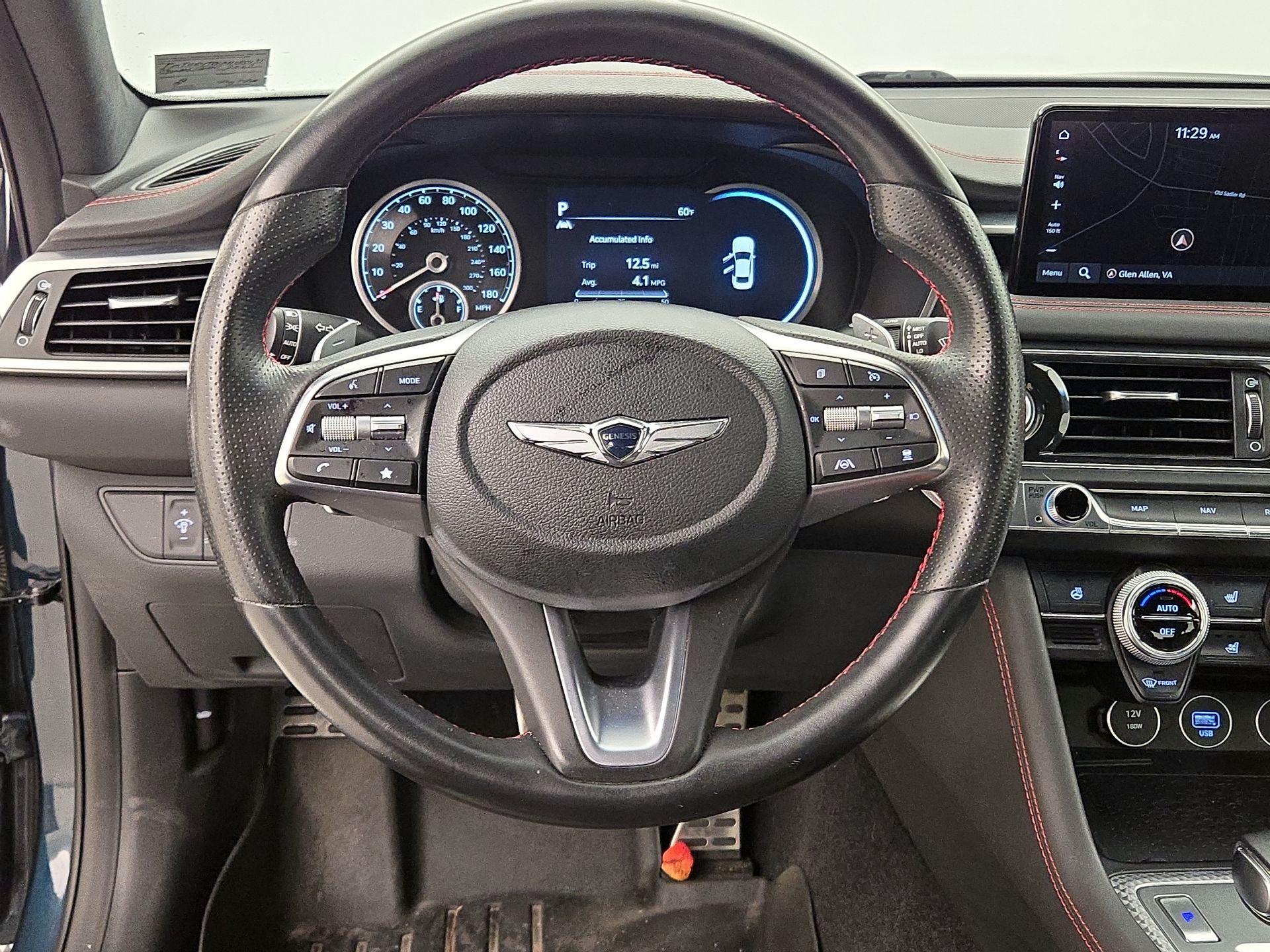 Thumbnail: 2022 Genesis G70 - 10