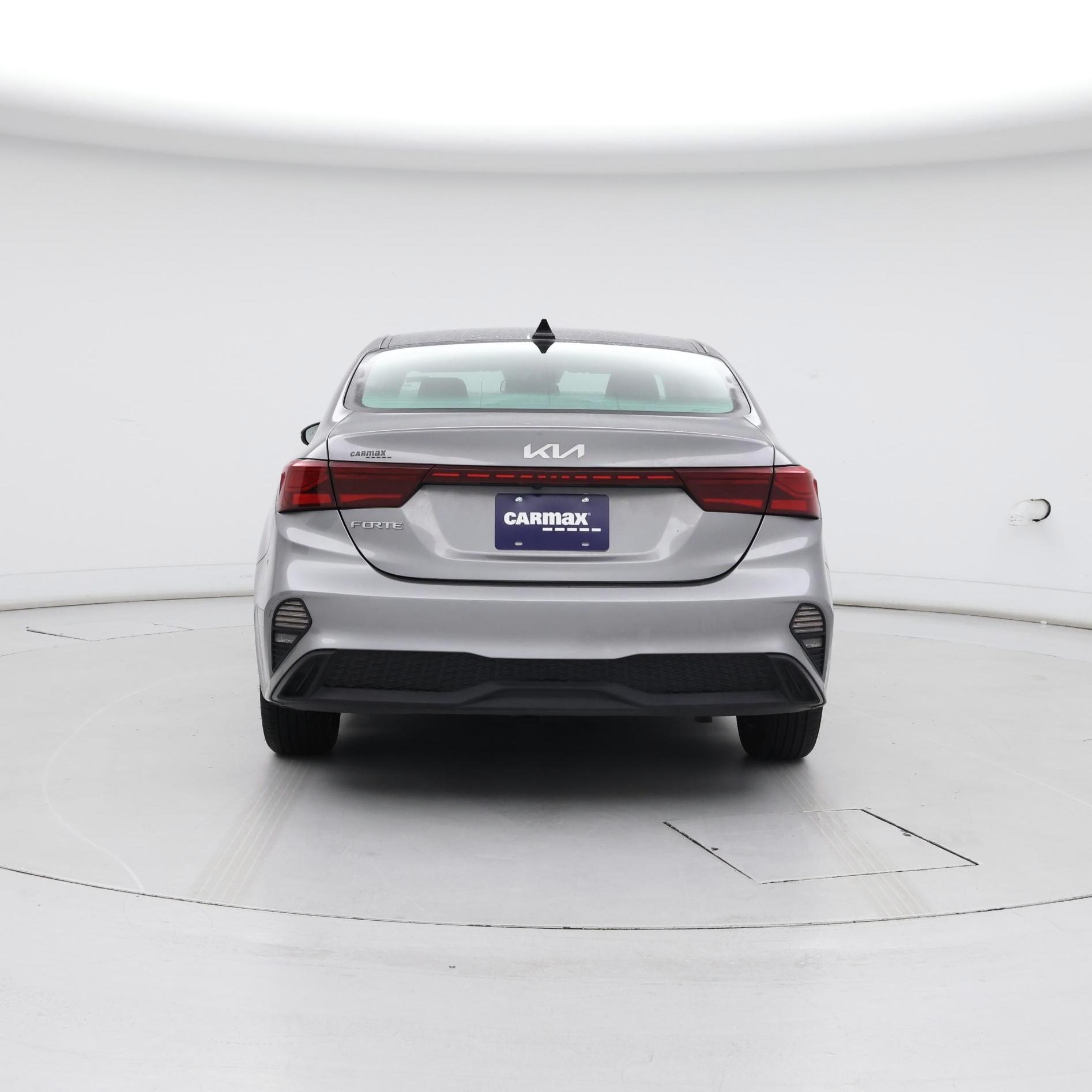 Thumbnail: 2024 Kia Forte - 6