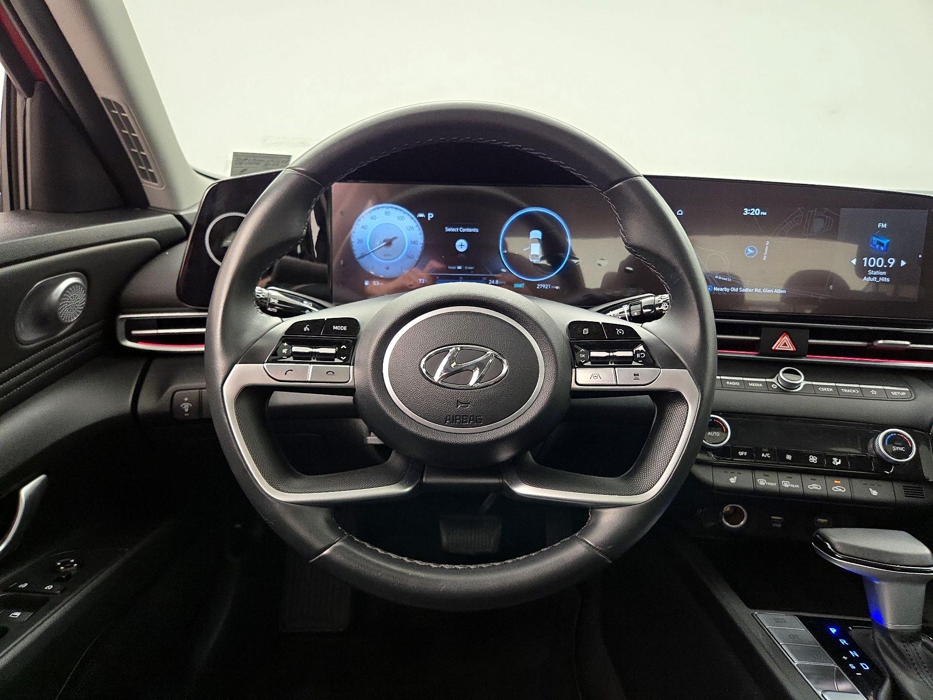Thumbnail: 2023 Hyundai Elantra - 10