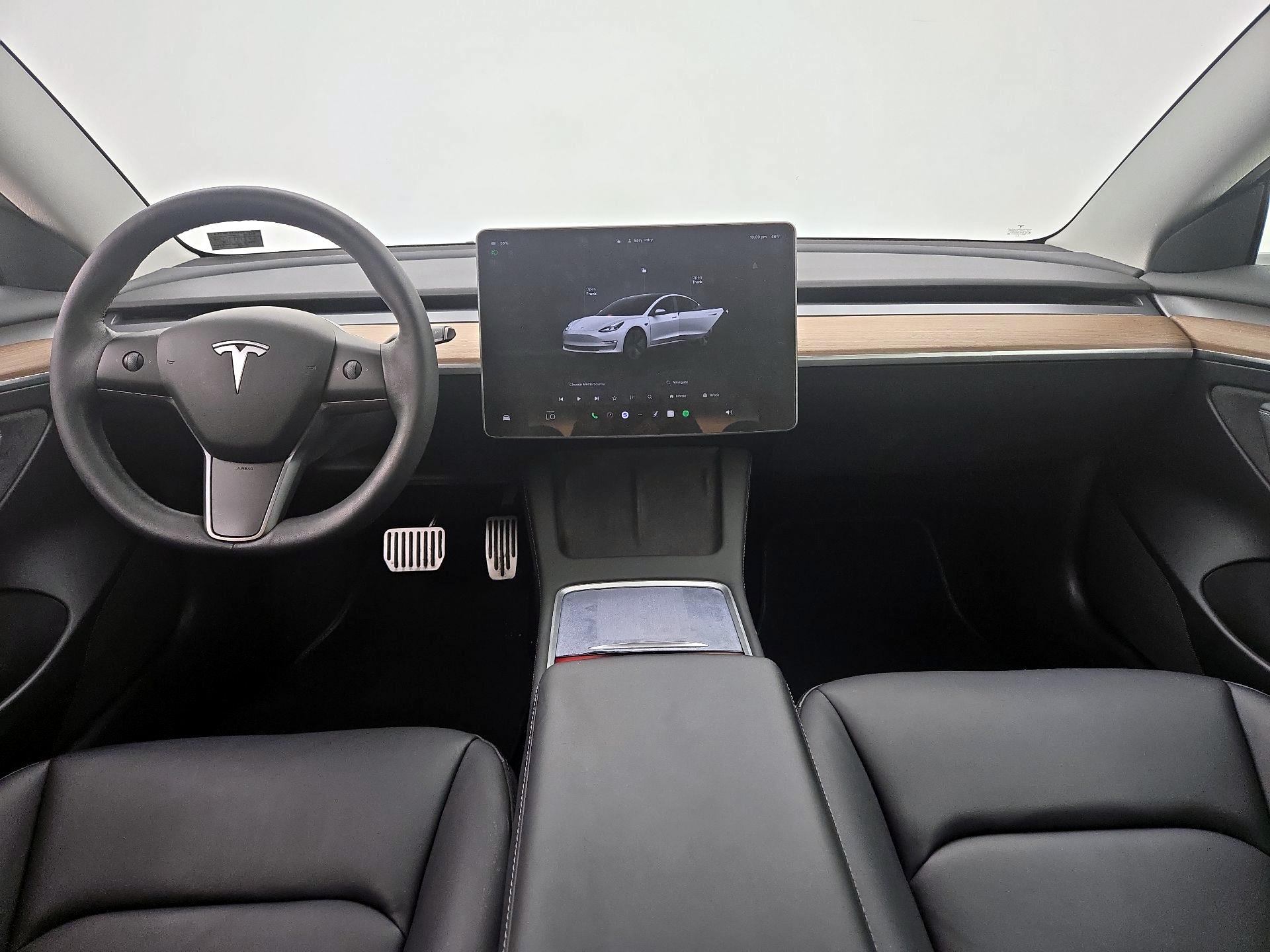 Thumbnail: 2023 Tesla Model 3 - 9