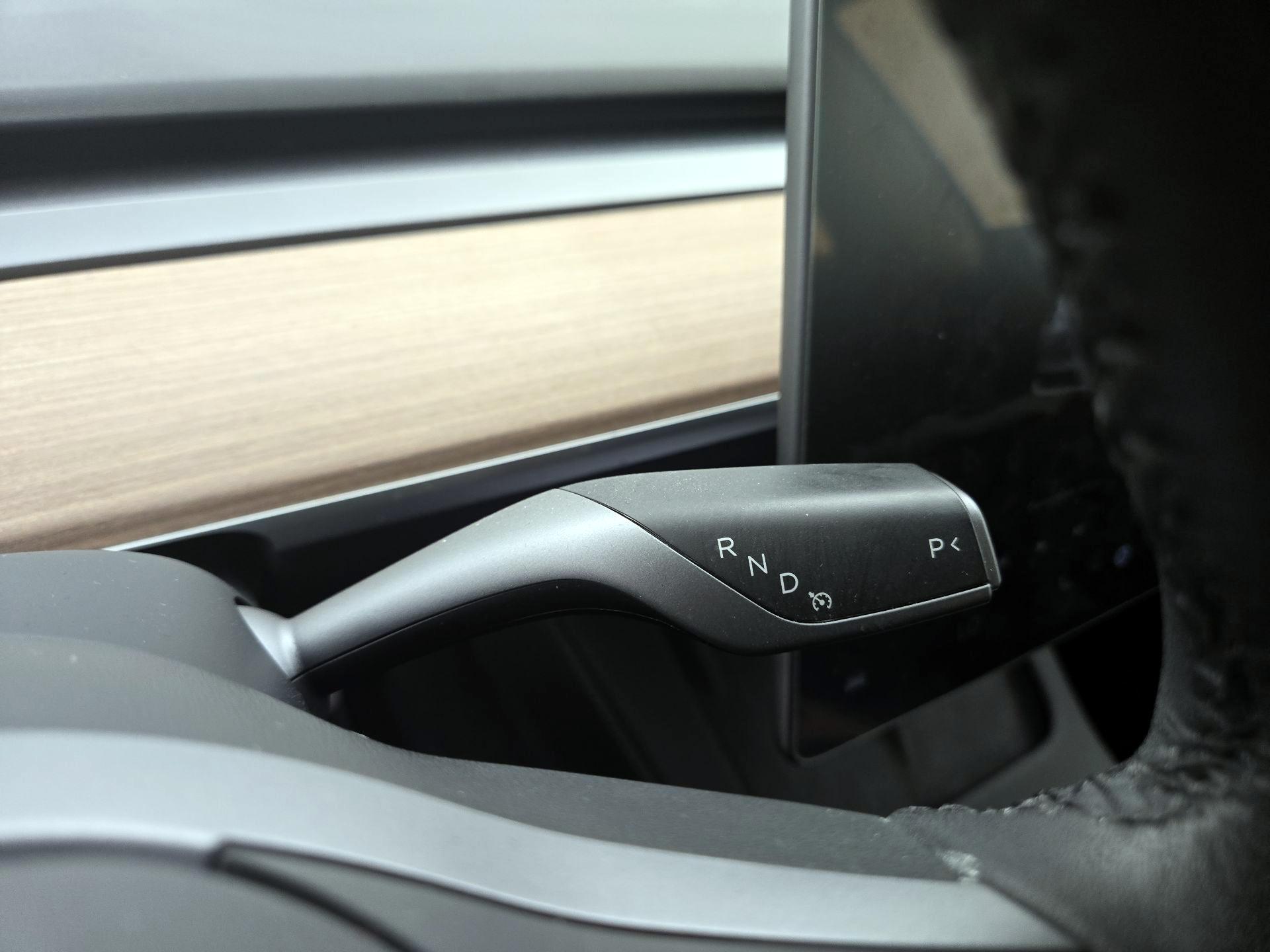 Thumbnail: 2023 Tesla Model 3 - 16