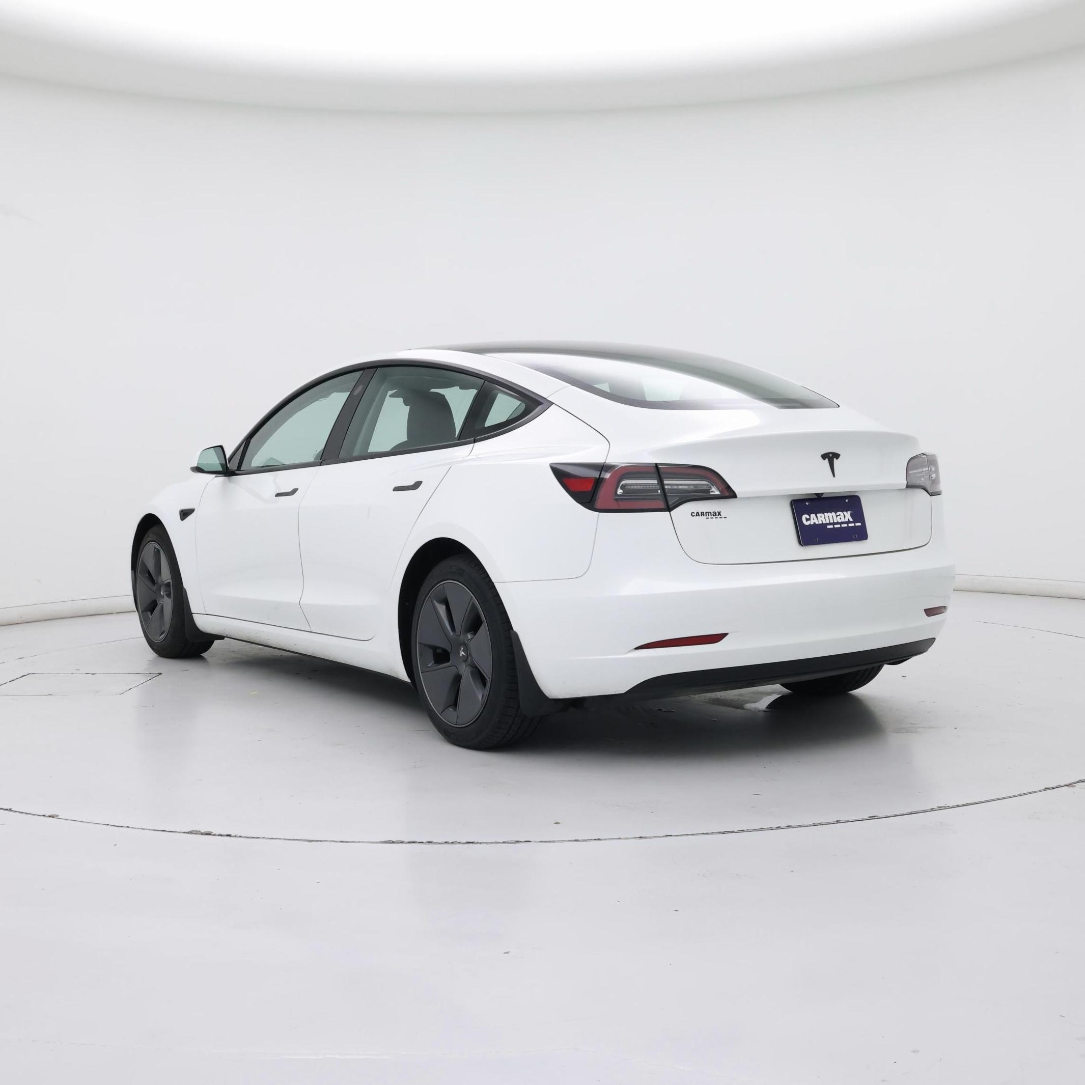 Thumbnail: 2023 Tesla Model 3 - 2