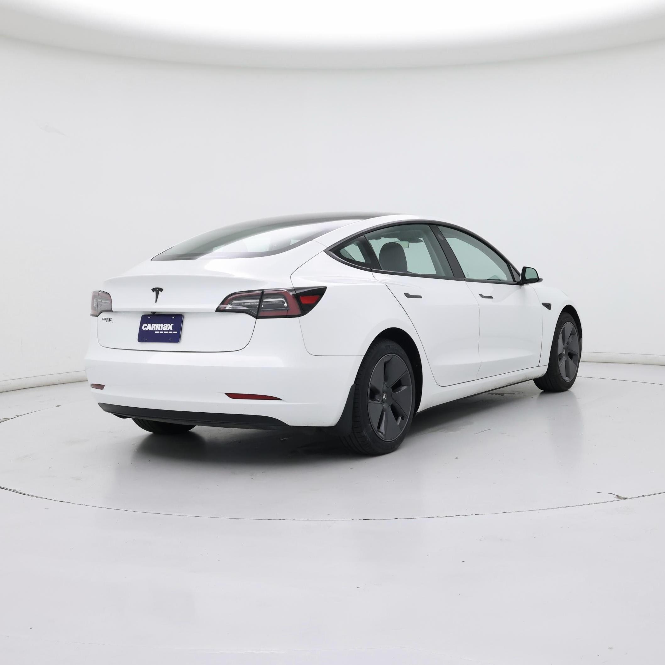 Thumbnail: 2023 Tesla Model 3 - 8