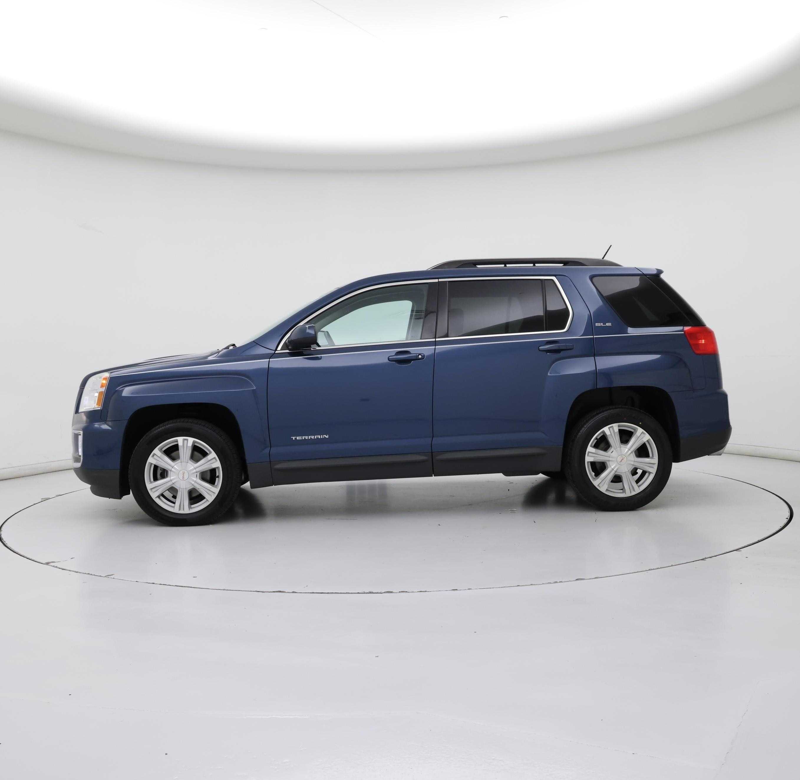 Thumbnail: 2017 GMC Terrain - 3