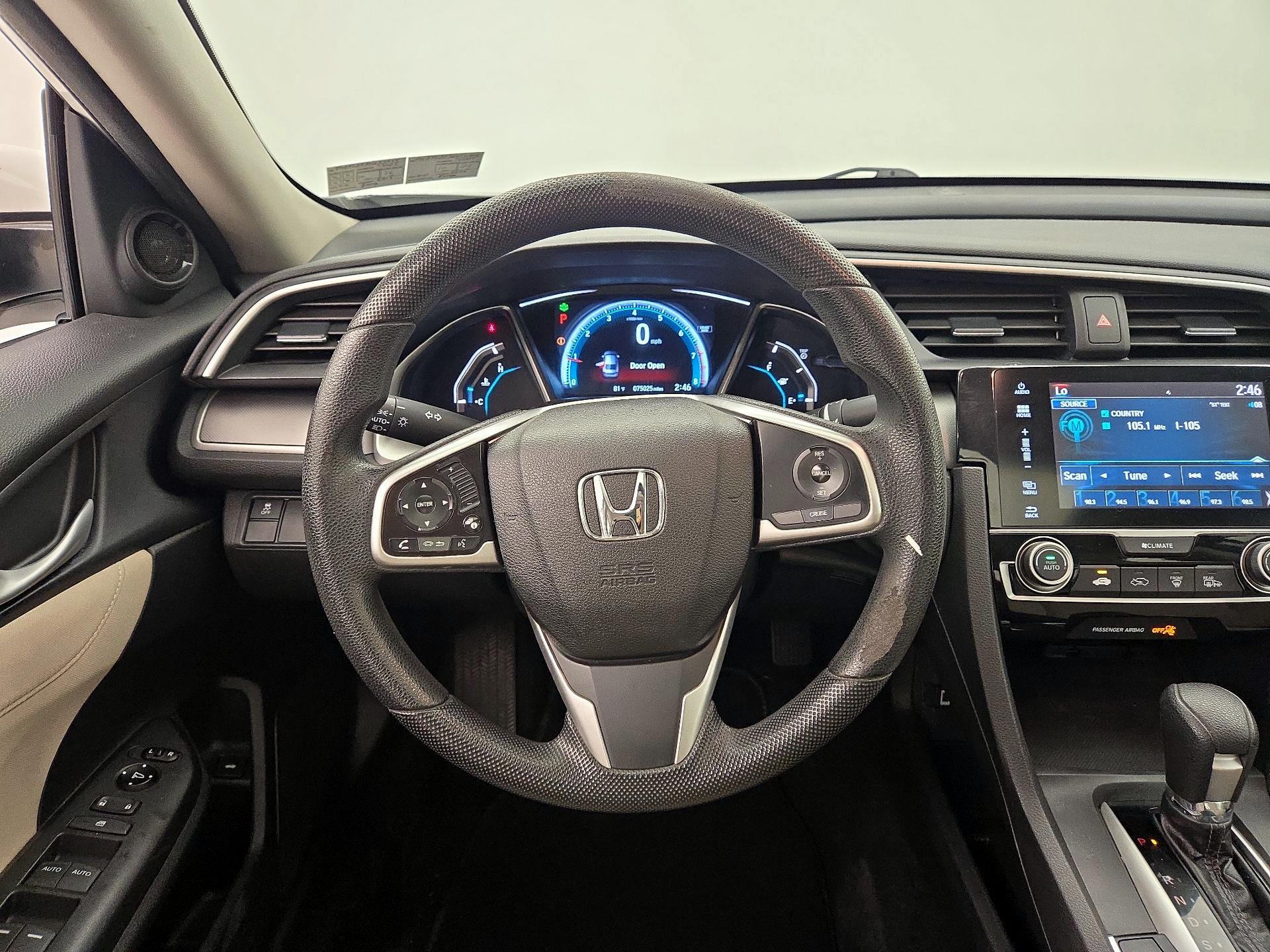 Thumbnail: 2016 Honda Civic - 10