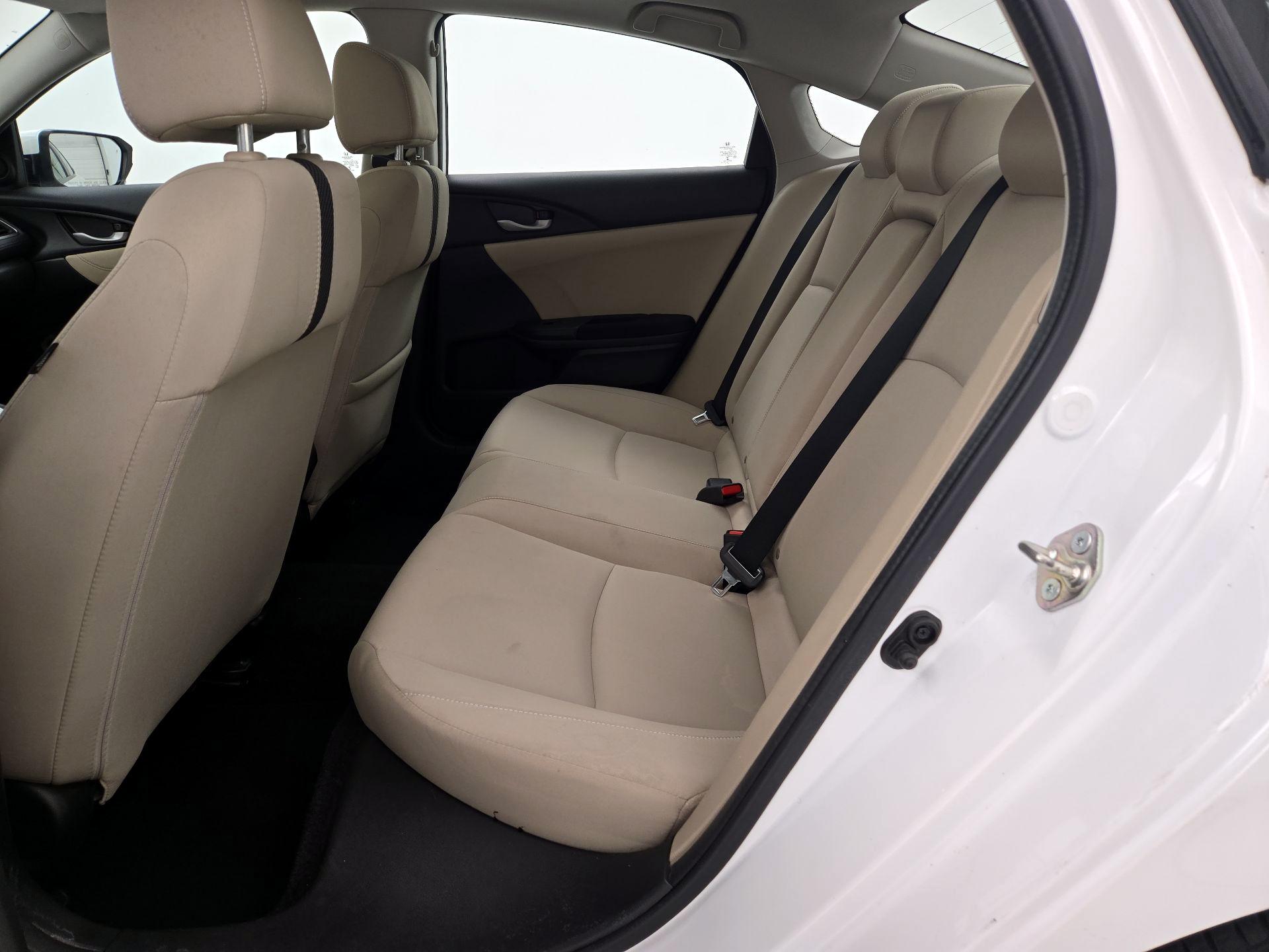 Thumbnail: 2016 Honda Civic - 18