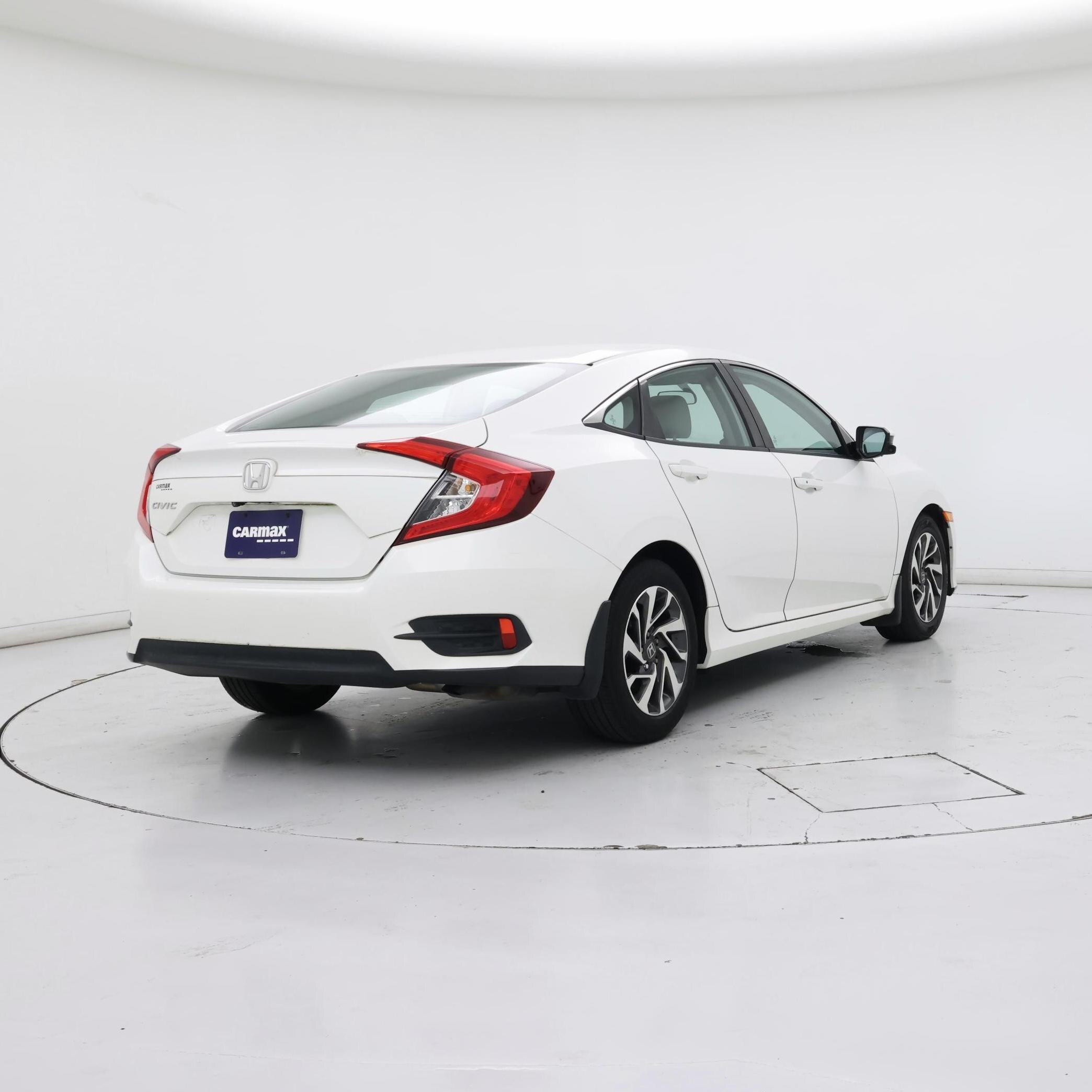 Thumbnail: 2016 Honda Civic - 8