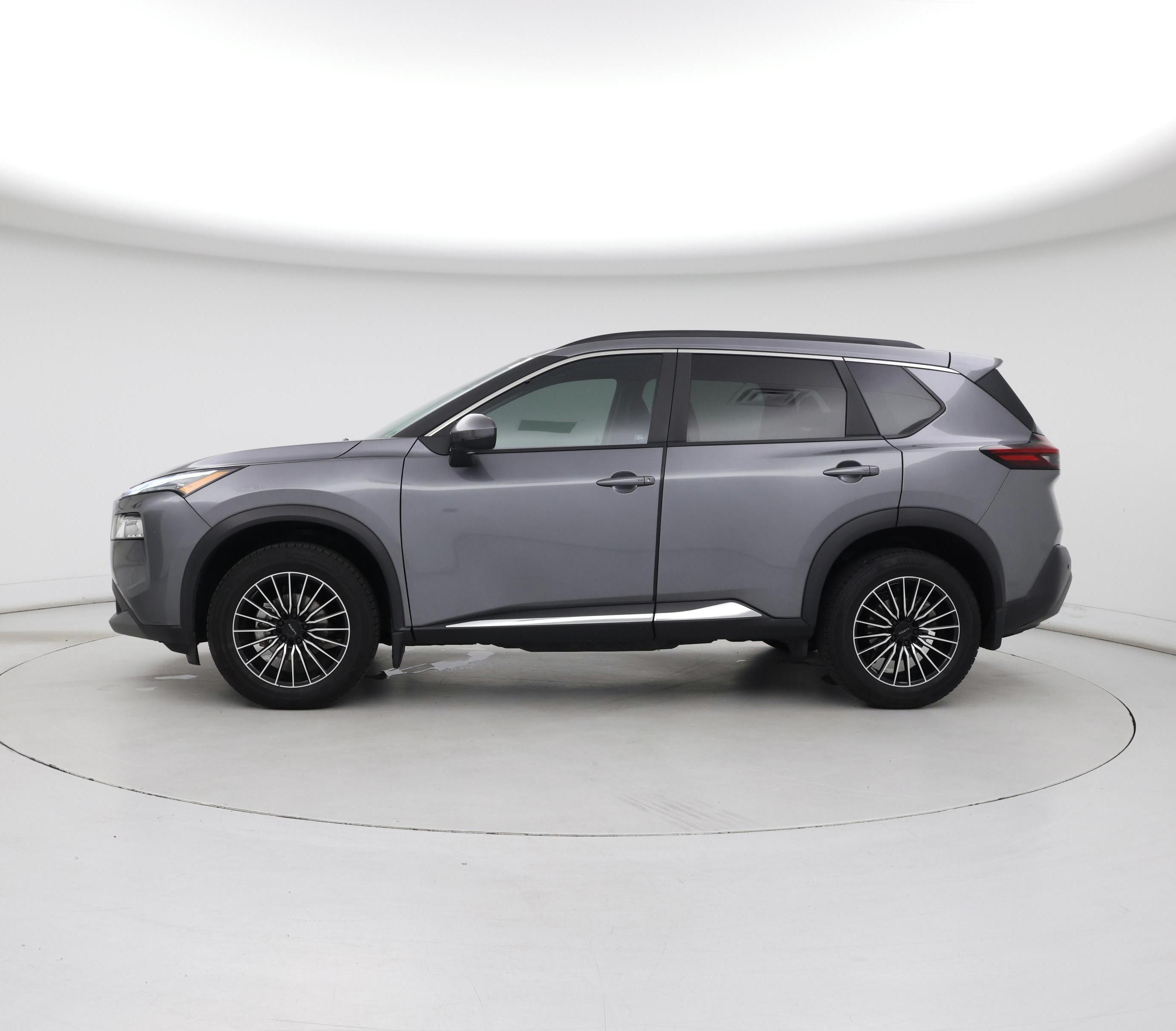 Thumbnail: 2023 Nissan Rogue - 3