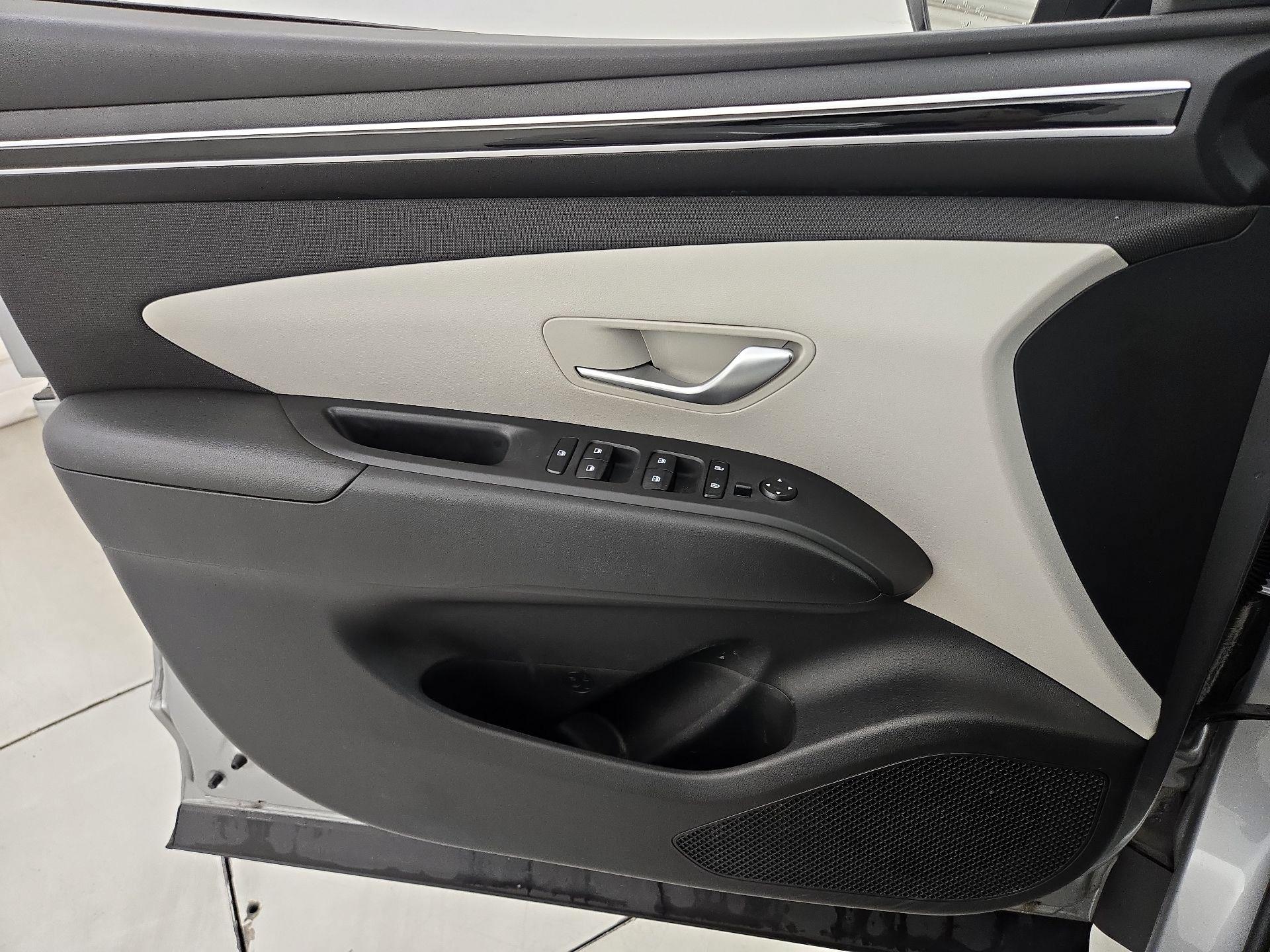 Thumbnail: 2023 Hyundai Tucson - 12