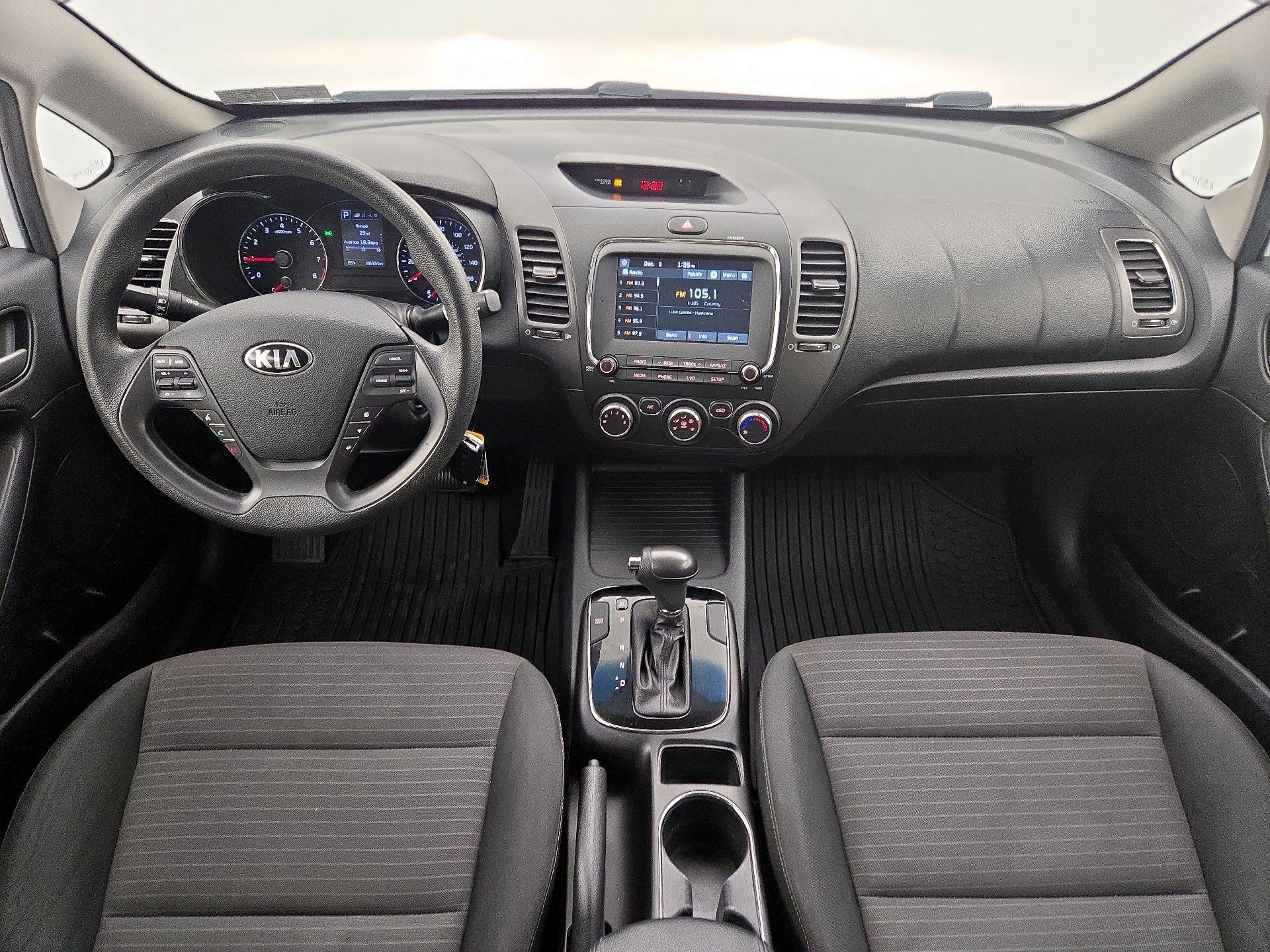 Thumbnail: 2018 Kia Forte - 9