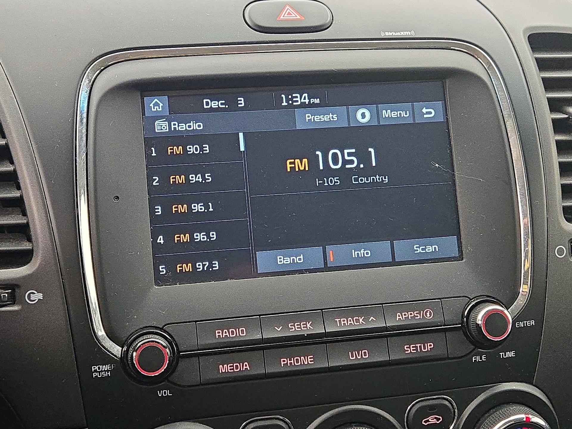 Thumbnail: 2018 Kia Forte - 15