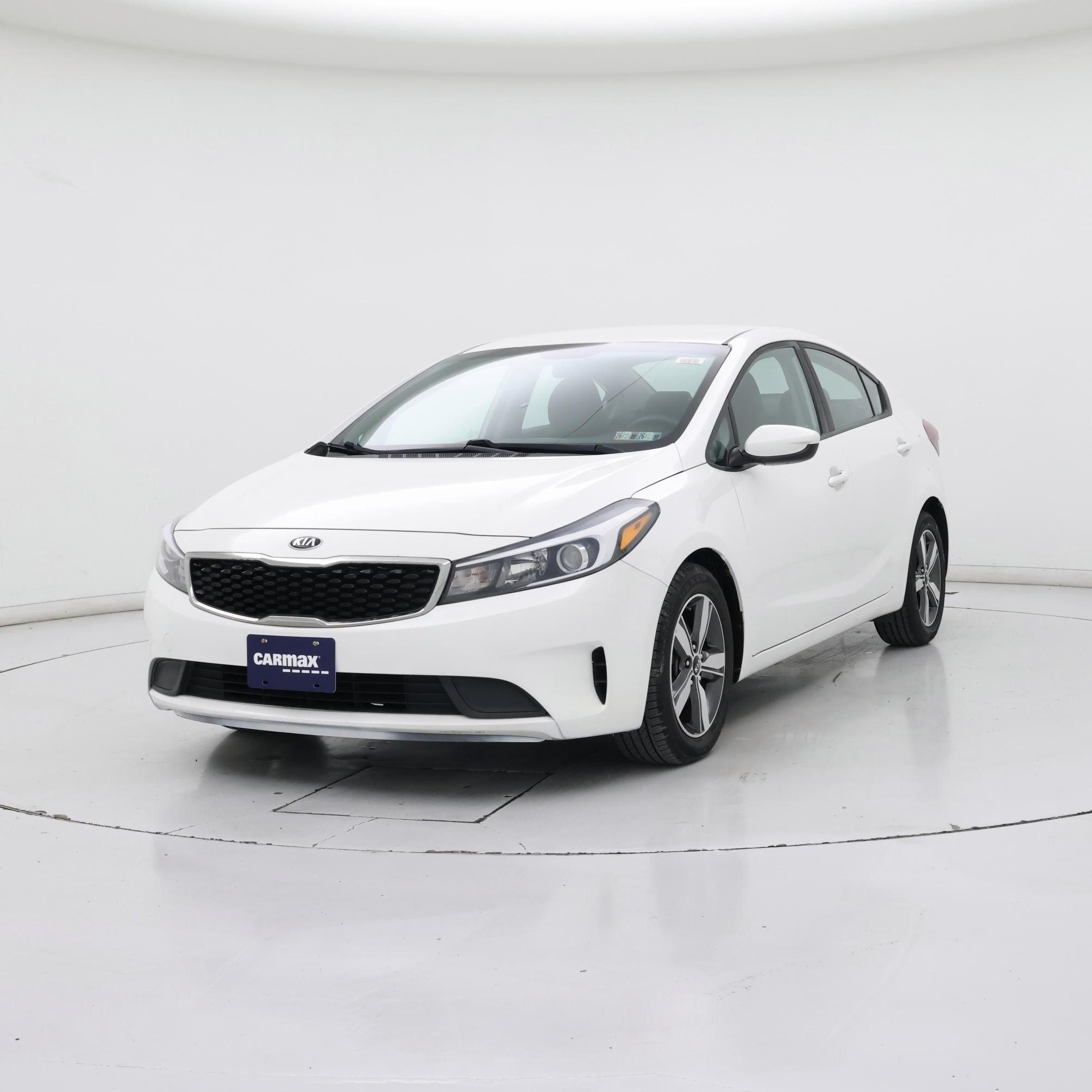 Thumbnail: 2018 Kia Forte - 4