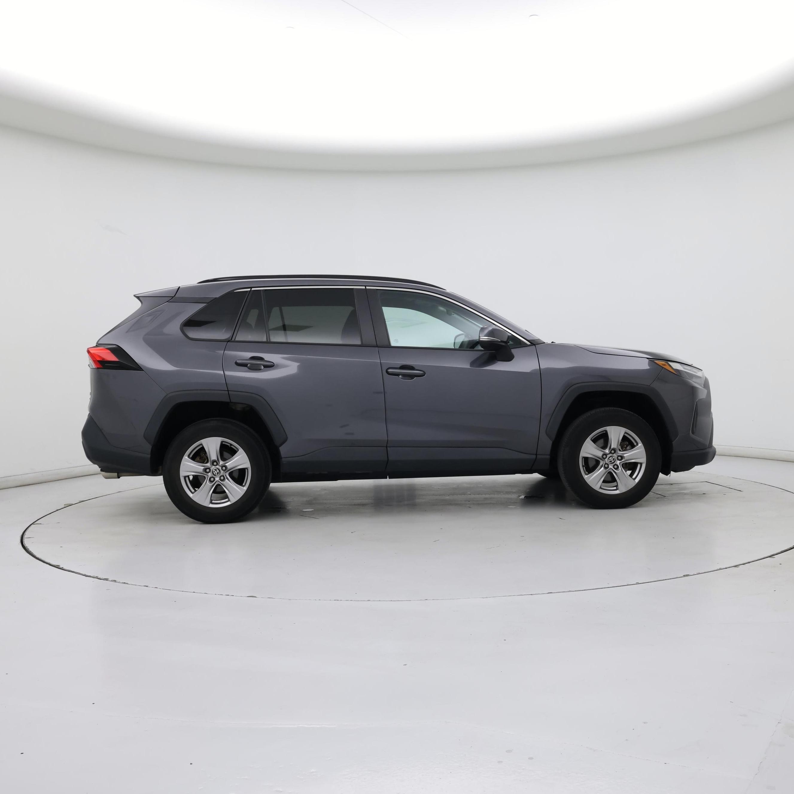 Thumbnail: 2022 Toyota RAV4 - 7