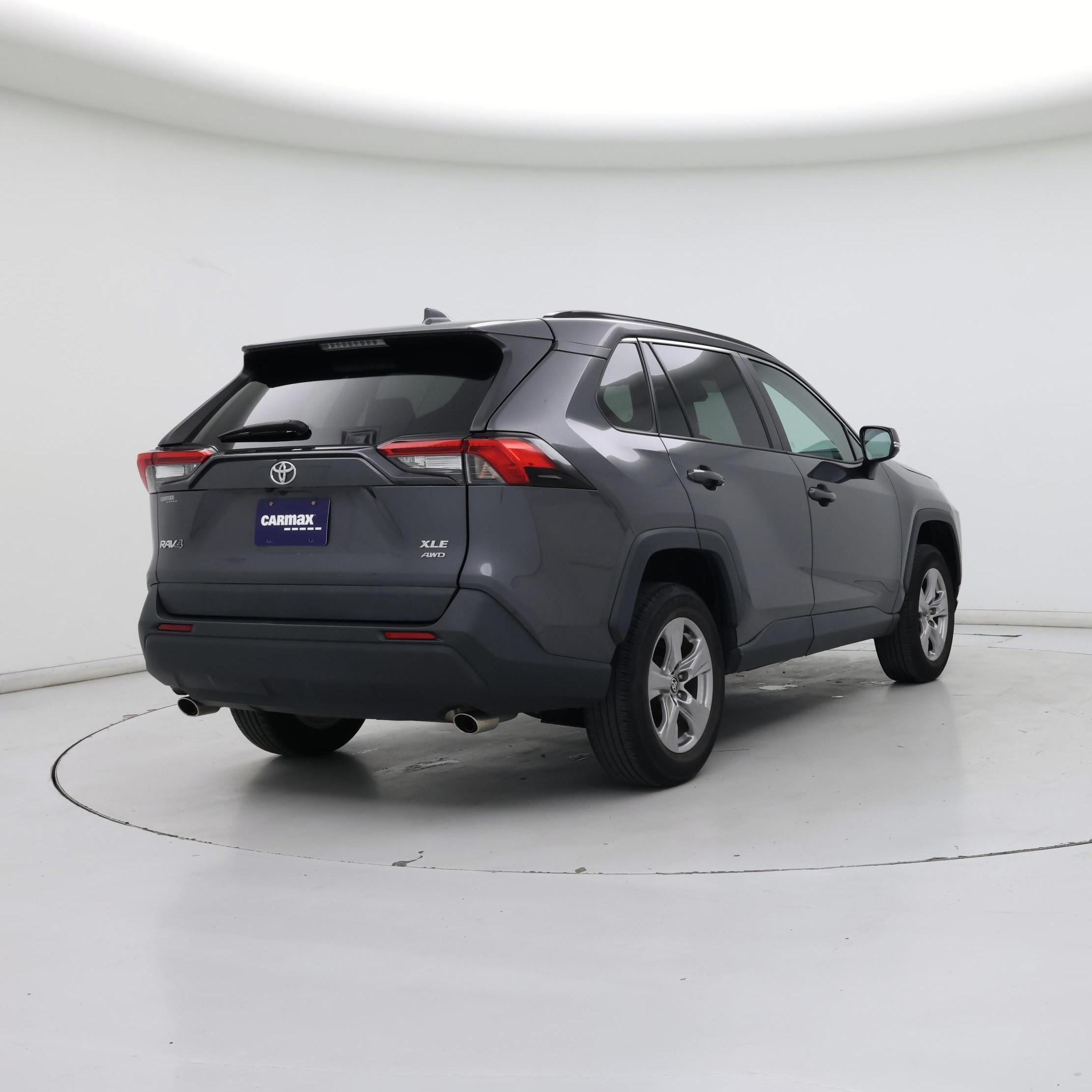 Thumbnail: 2022 Toyota RAV4 - 8
