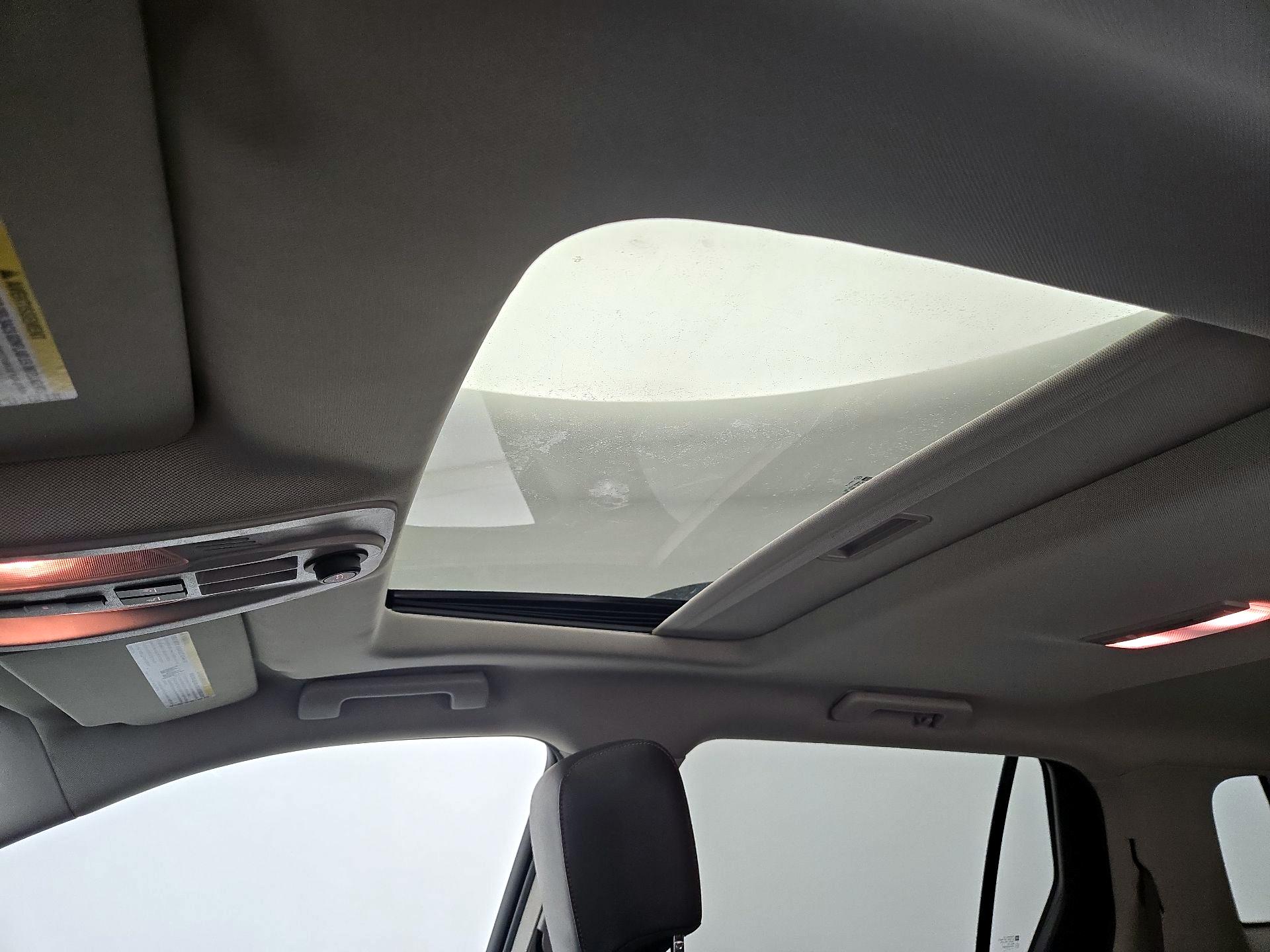 Thumbnail: 2015 GMC Terrain - 19