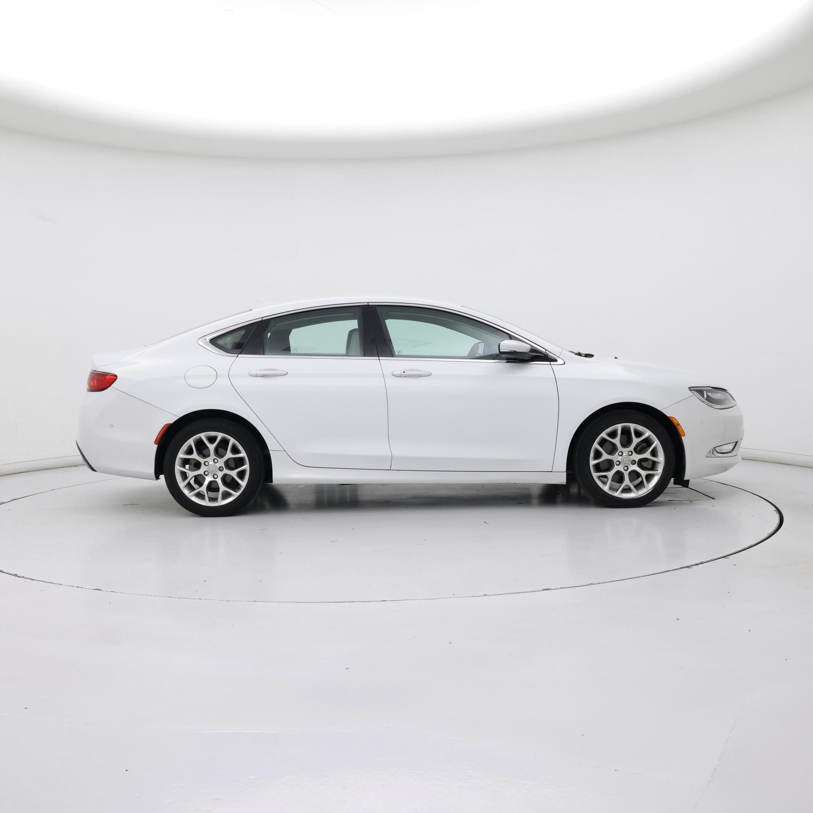 Thumbnail: 2015 Chrysler 200 - 7