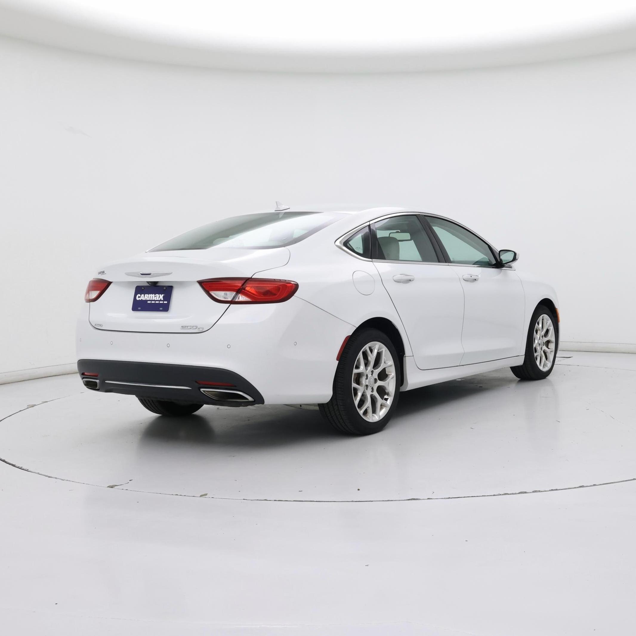 Thumbnail: 2015 Chrysler 200 - 8